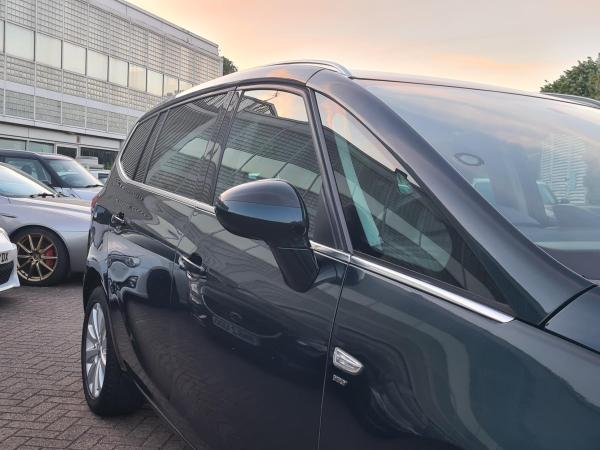 Vauxhall Zafira Tourer 1.4i Turbo Energy MPV 5dr Petrol Auto Euro 6 (140 ps)