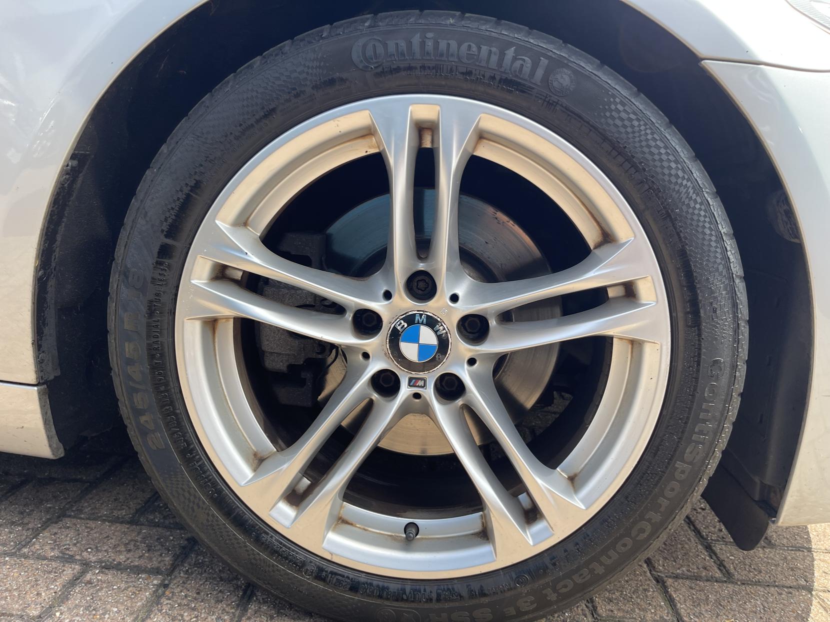 BMW 5 Series 2.0 520d M Sport Saloon 4dr Diesel Auto Euro 6 (s/s) (184 ps)