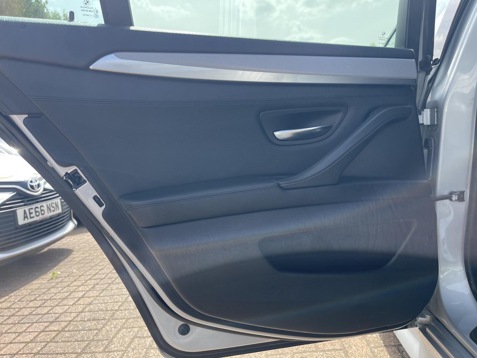 BMW 5 Series 2.0 520d M Sport Saloon 4dr Diesel Auto Euro 6 (s/s) (184 ps)