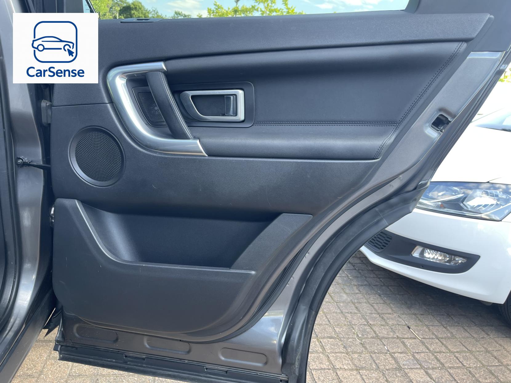 Land Rover Discovery Sport 2.0 TD4 HSE Black SUV 5dr Diesel Auto 4WD Euro 6 (s/s) (180 ps)