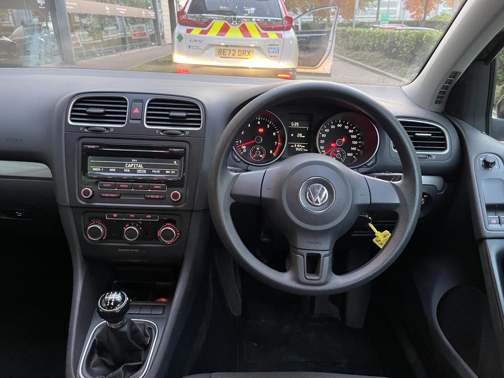 Volkswagen Golf 1.4 S Hatchback 5dr Petrol Manual (164 g/km, 79 bhp)