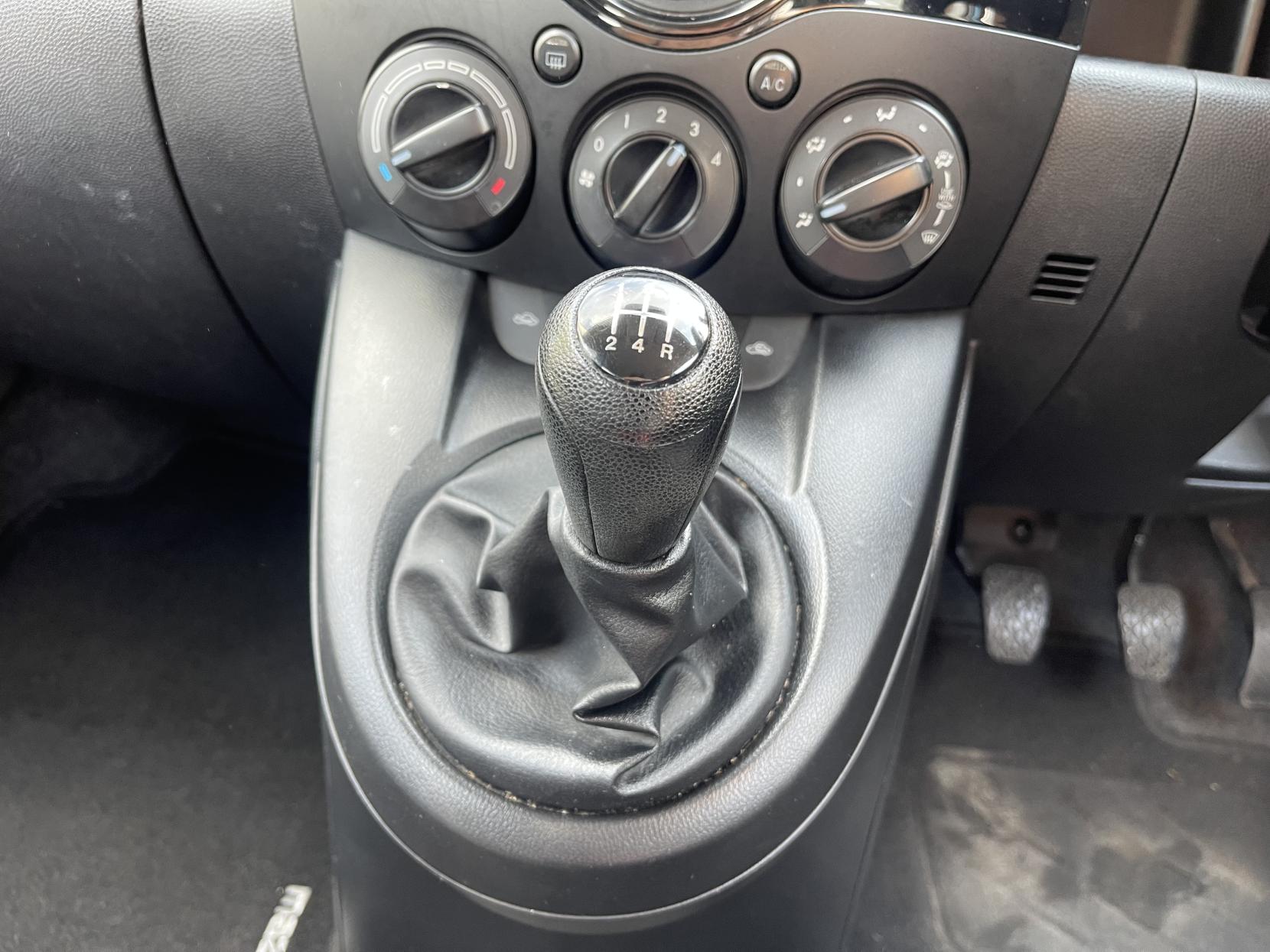 Mazda Mazda2 1.3 TS Hatchback 5dr Petrol Manual Euro 5 (a/c) (75 ps)