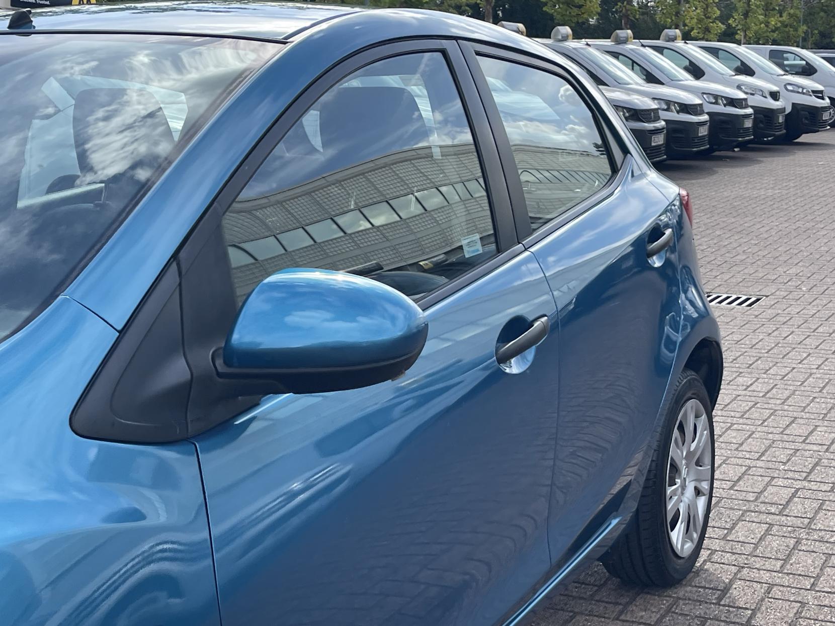 Mazda Mazda2 1.3 TS Hatchback 5dr Petrol Manual Euro 5 (a/c) (75 ps)