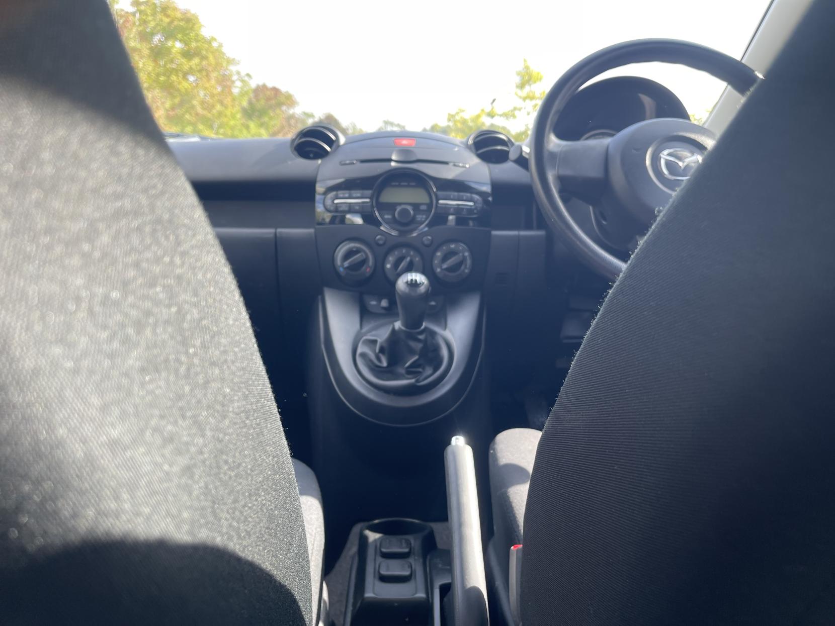 Mazda Mazda2 1.3 TS Hatchback 5dr Petrol Manual Euro 5 (a/c) (75 ps)