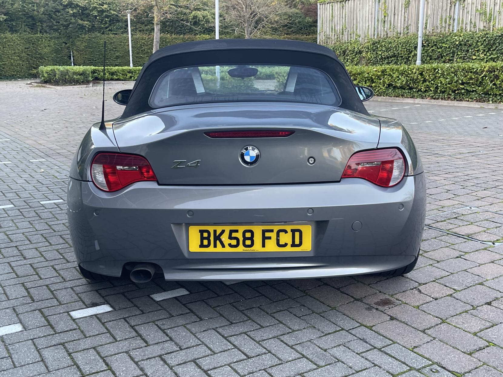 BMW Z4 2.0i Edition Sport Convertible 2dr Petrol Manual Euro 4 (150 ps)