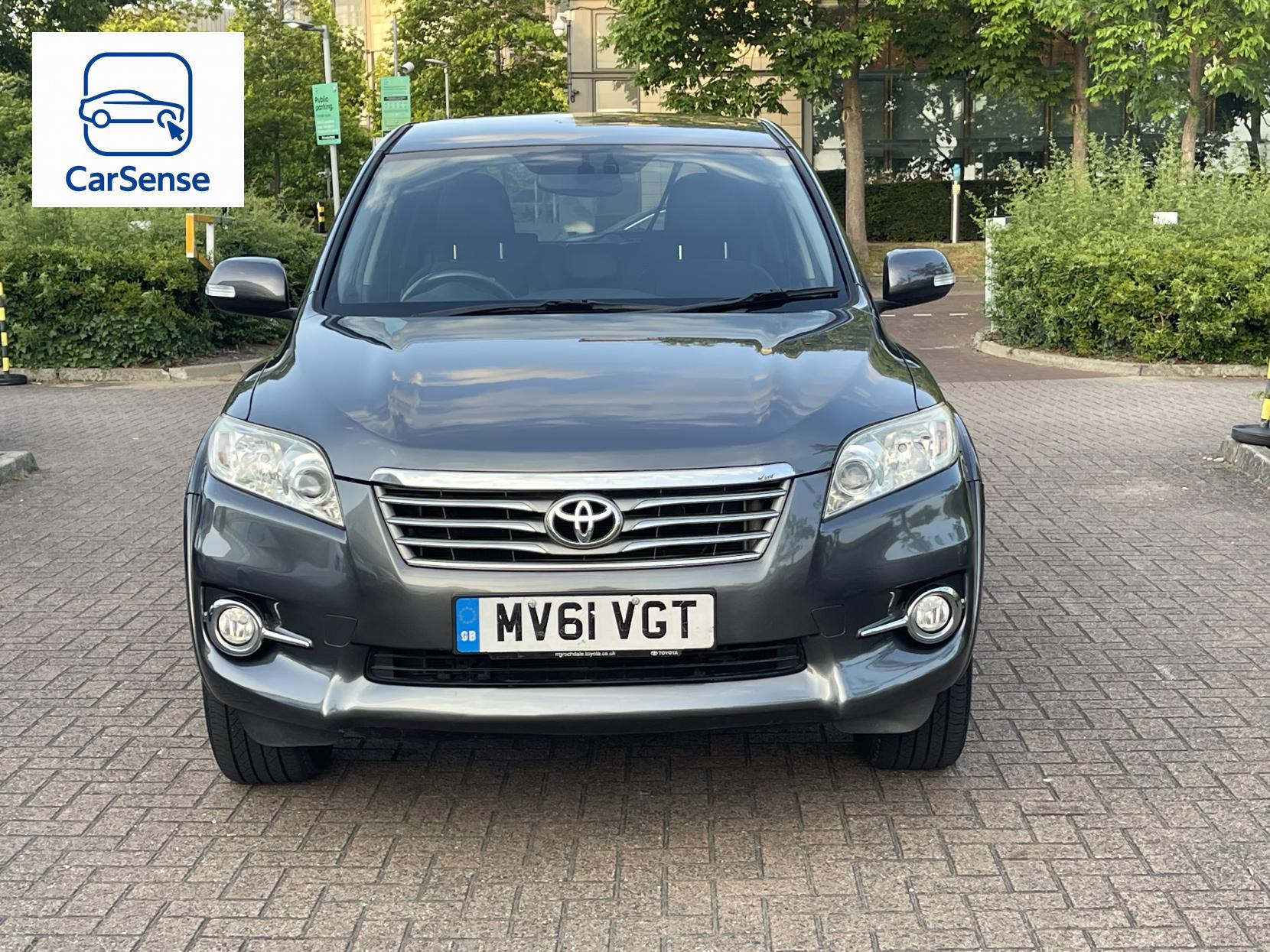 Toyota RAV4 2.2 D-CAT SR SUV 5dr Diesel Auto 4WD Euro 5 (150 ps)