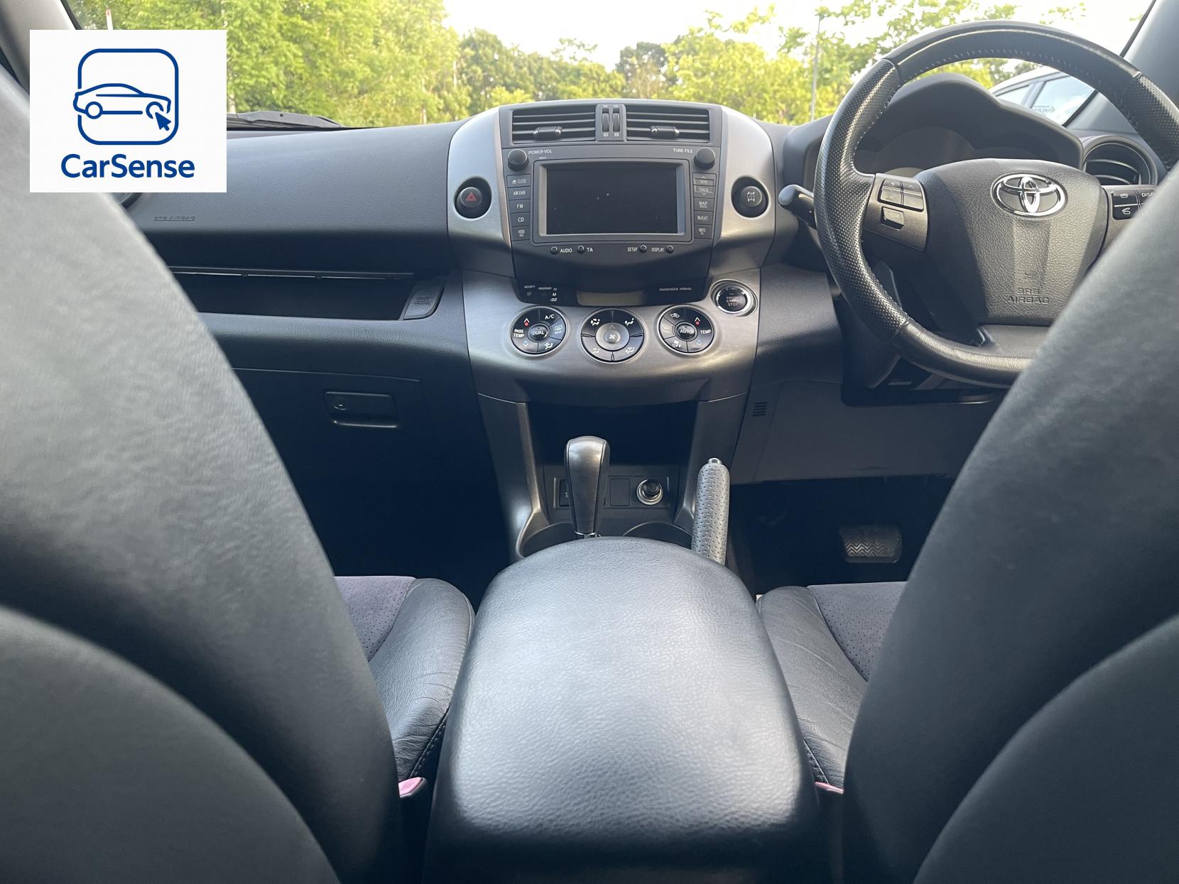 Toyota RAV4 2.2 D-CAT SR SUV 5dr Diesel Auto 4WD Euro 5 (150 ps)