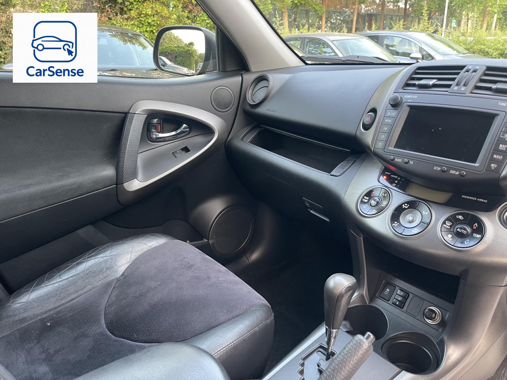 Toyota RAV4 2.2 D-CAT SR SUV 5dr Diesel Auto 4WD Euro 5 (150 ps)