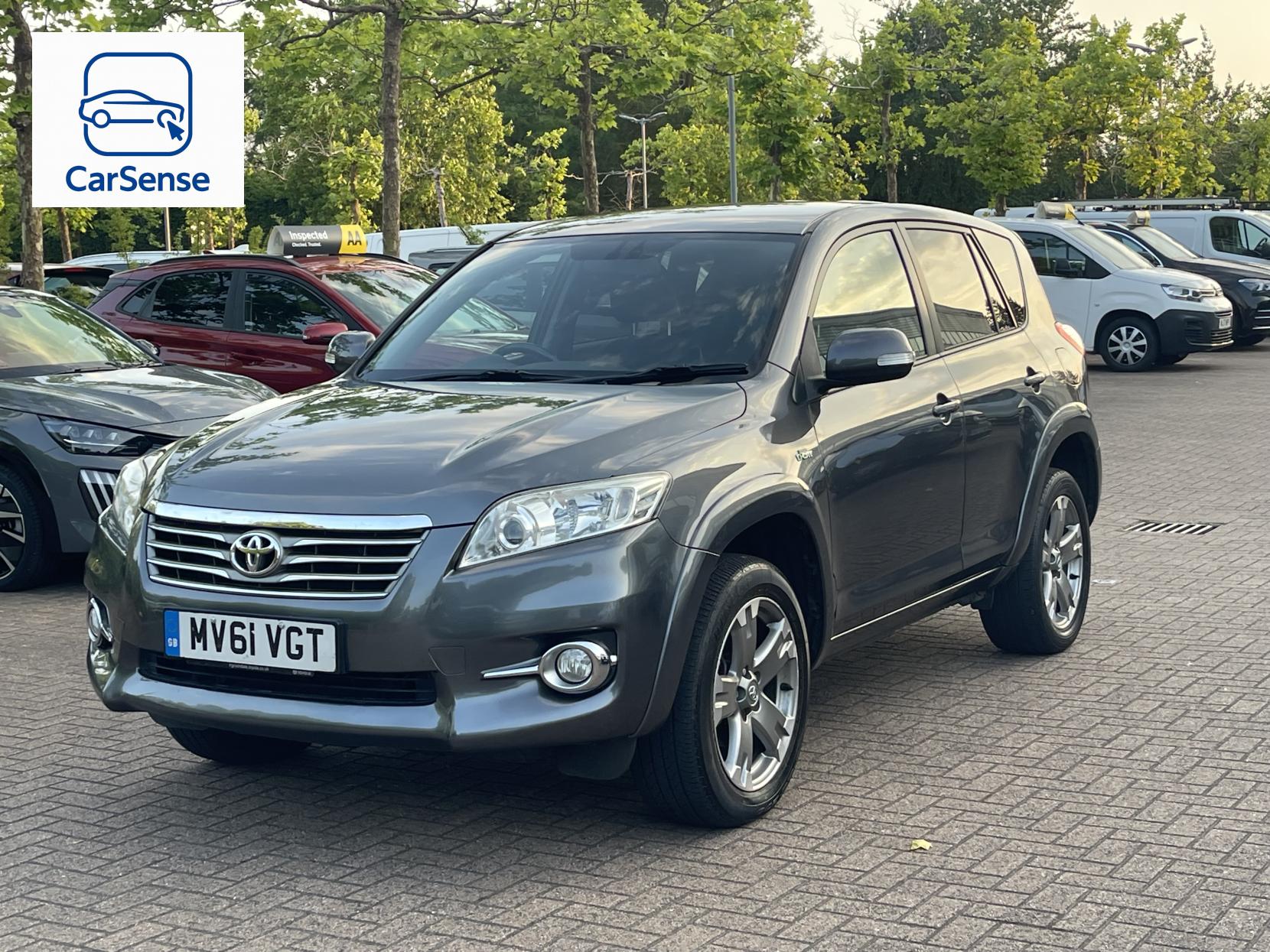 Toyota RAV4 2.2 D-CAT SR SUV 5dr Diesel Auto 4WD Euro 5 (150 ps)
