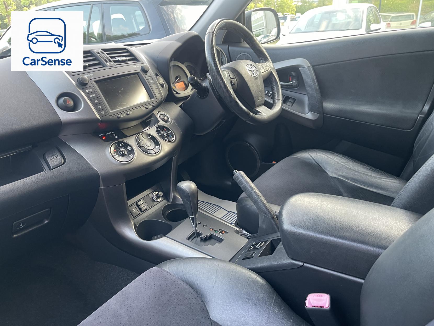 Toyota RAV4 2.2 D-CAT SR SUV 5dr Diesel Auto 4WD Euro 5 (150 ps)
