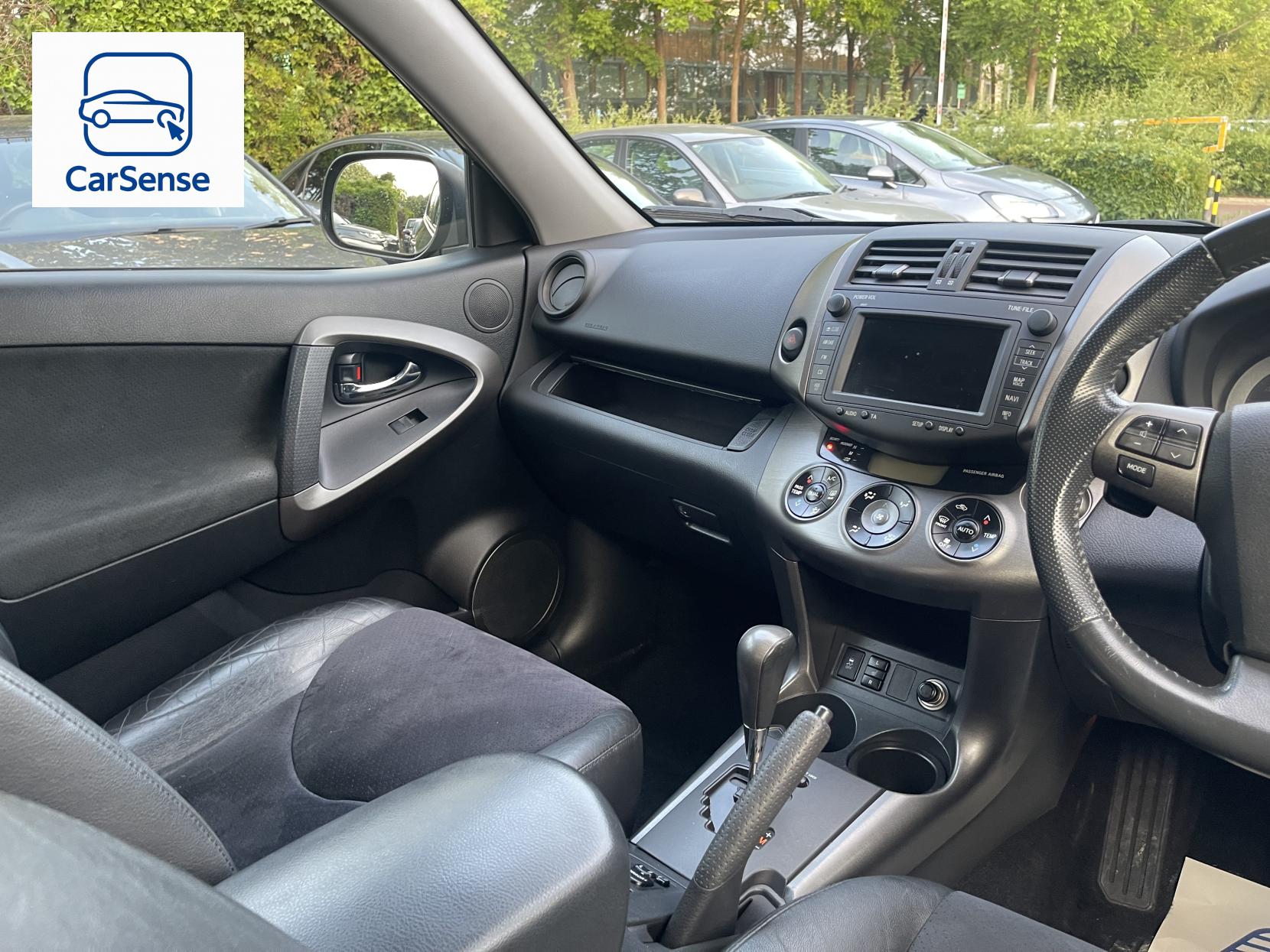 Toyota RAV4 2.2 D-CAT SR SUV 5dr Diesel Auto 4WD Euro 5 (150 ps)