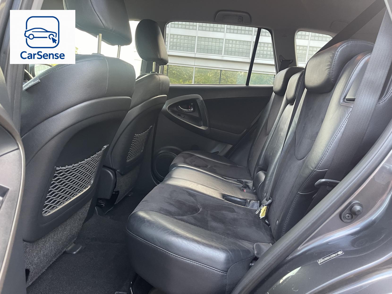 Toyota RAV4 2.2 D-CAT SR SUV 5dr Diesel Auto 4WD Euro 5 (150 ps)