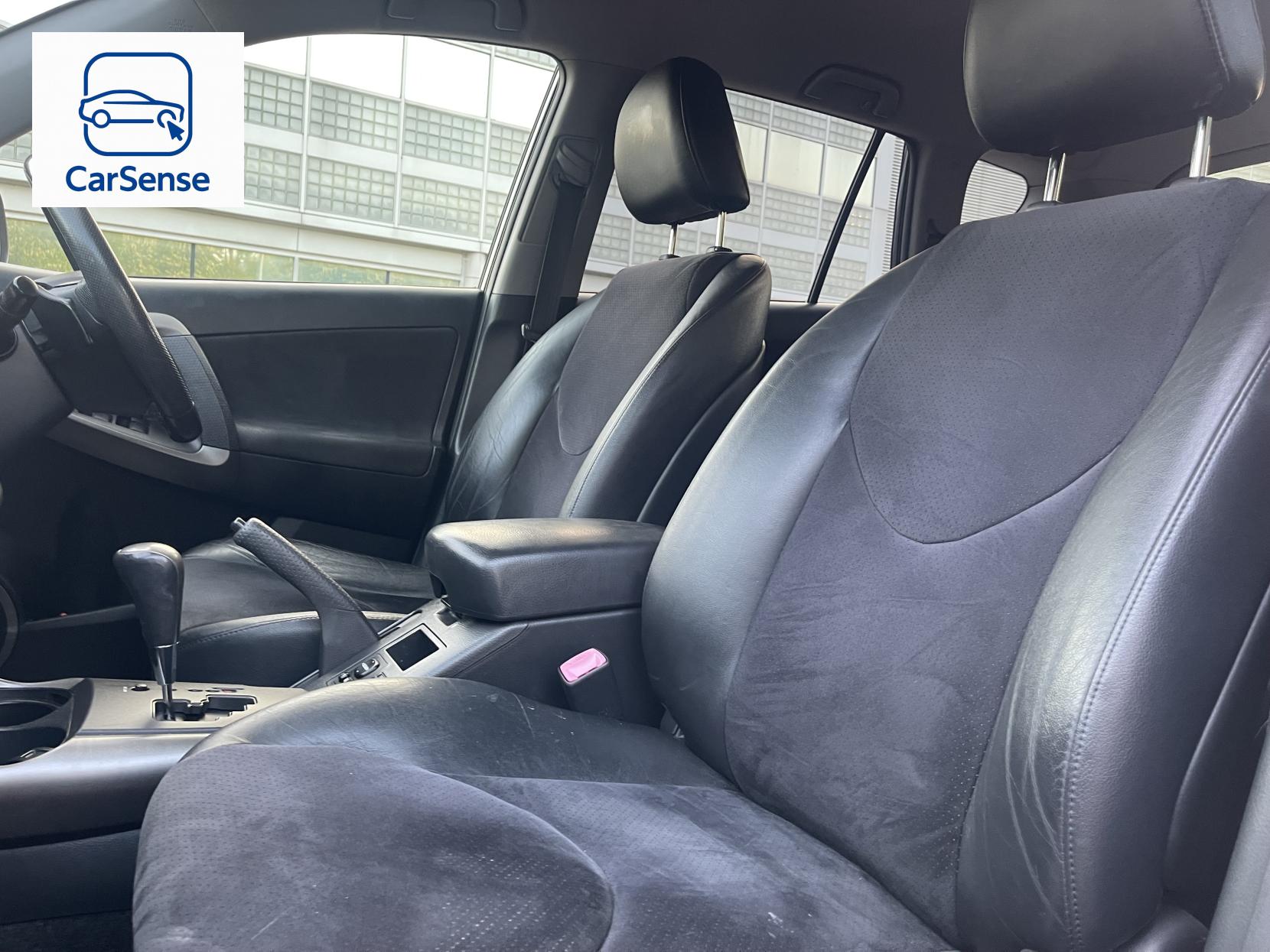 Toyota RAV4 2.2 D-CAT SR SUV 5dr Diesel Auto 4WD Euro 5 (150 ps)
