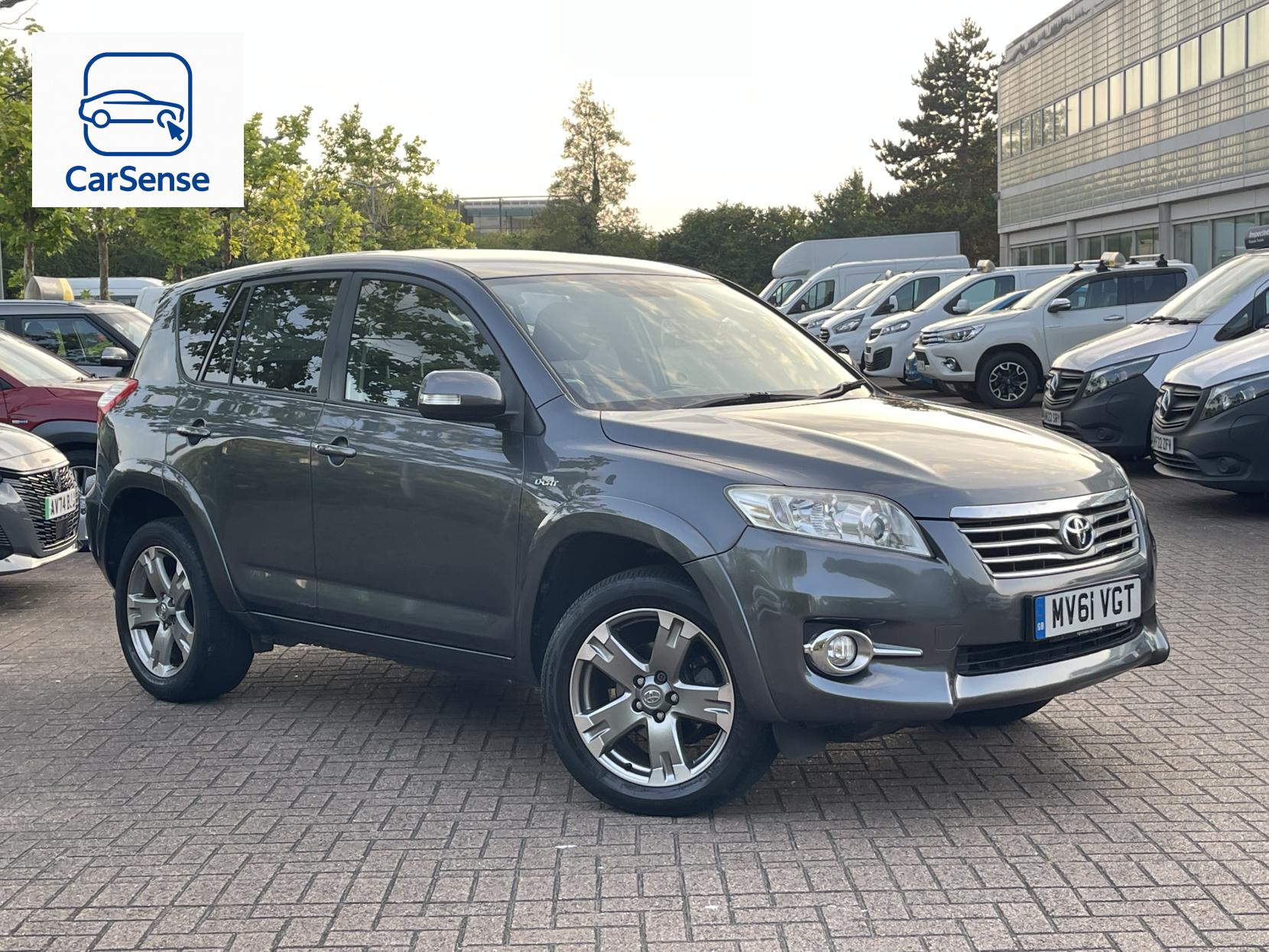 Toyota RAV4 2.2 D-CAT SR SUV 5dr Diesel Auto 4WD Euro 5 (150 ps)