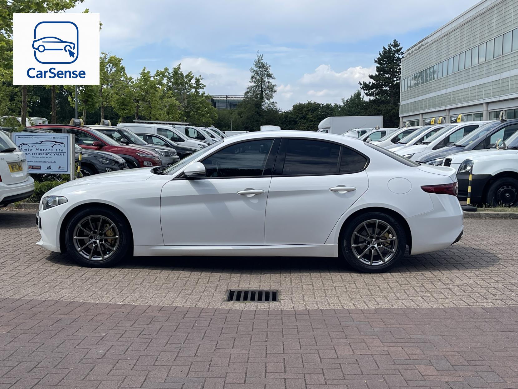 Alfa Romeo Giulia 2.0T Super Saloon 4dr Petrol Auto Euro 6 (s/s) (200 ps)