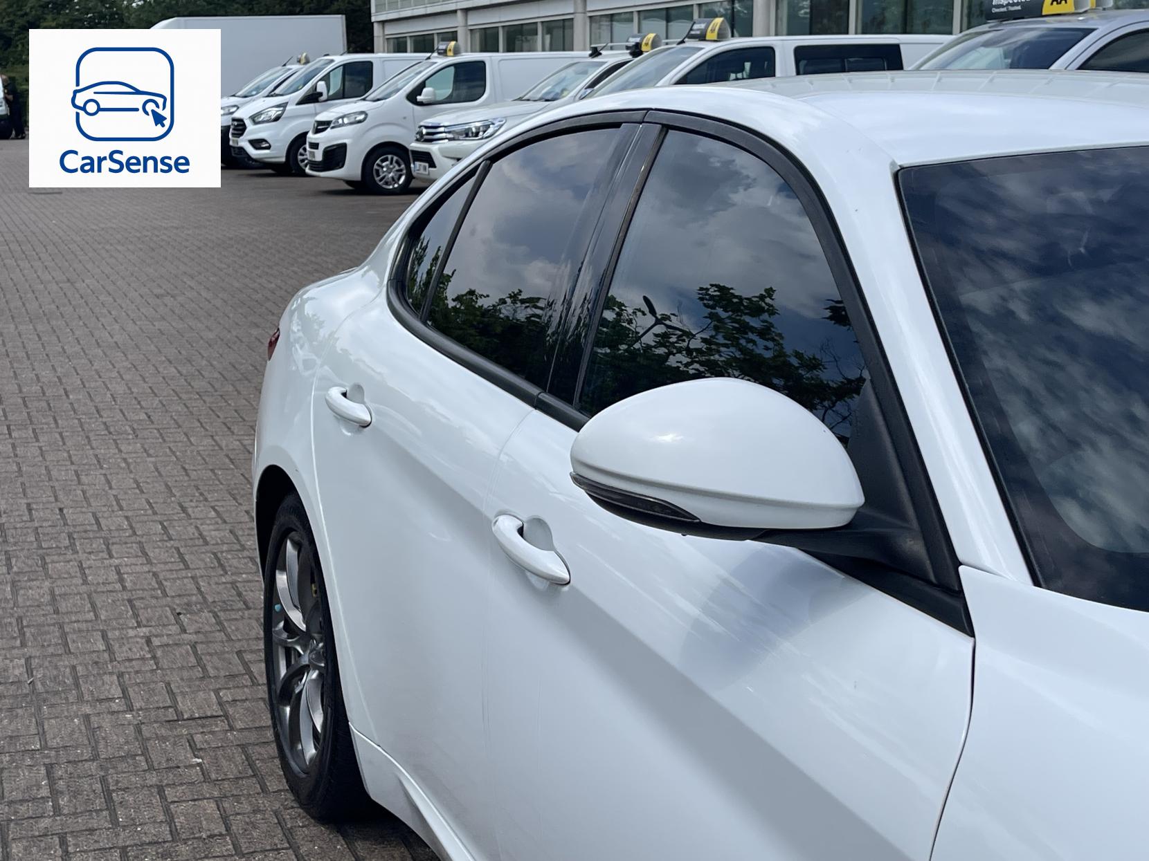 Alfa Romeo Giulia 2.0T Super Saloon 4dr Petrol Auto Euro 6 (s/s) (200 ps)