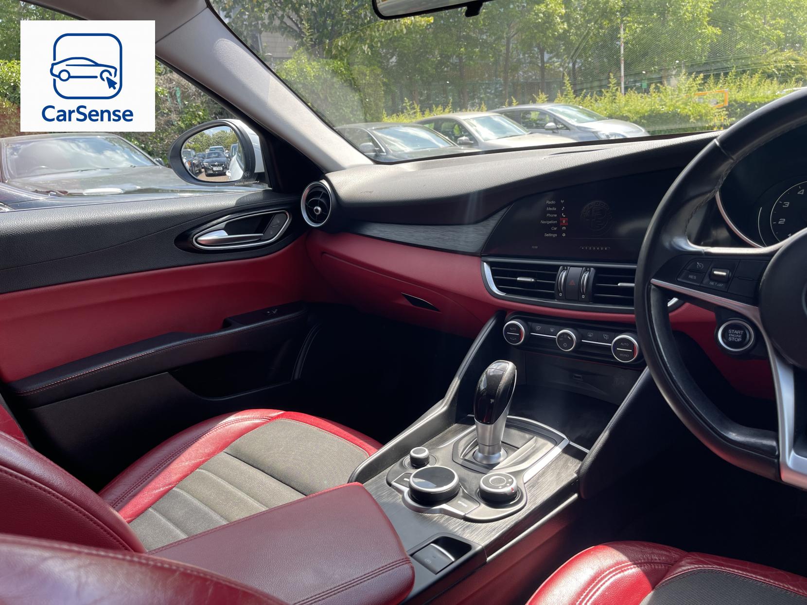 Alfa Romeo Giulia 2.0T Super Saloon 4dr Petrol Auto Euro 6 (s/s) (200 ps)