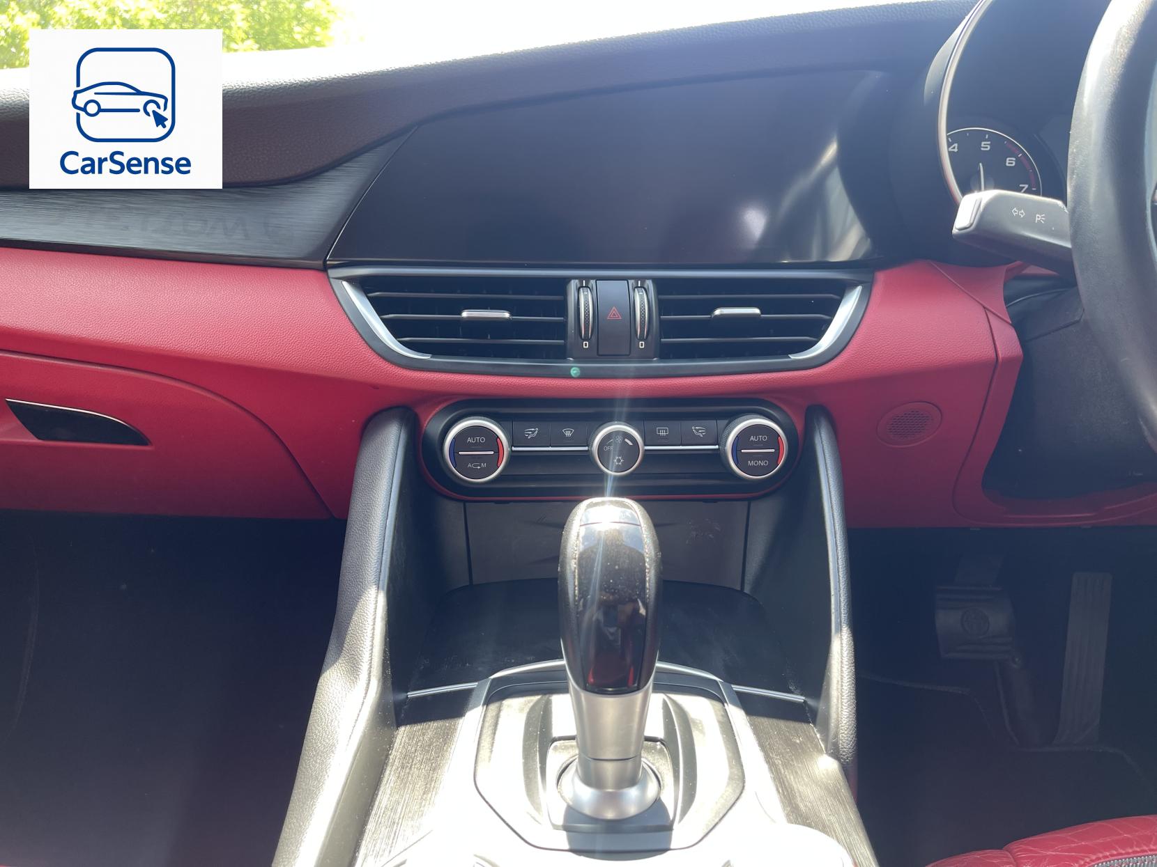 Alfa Romeo Giulia 2.0T Super Saloon 4dr Petrol Auto Euro 6 (s/s) (200 ps)