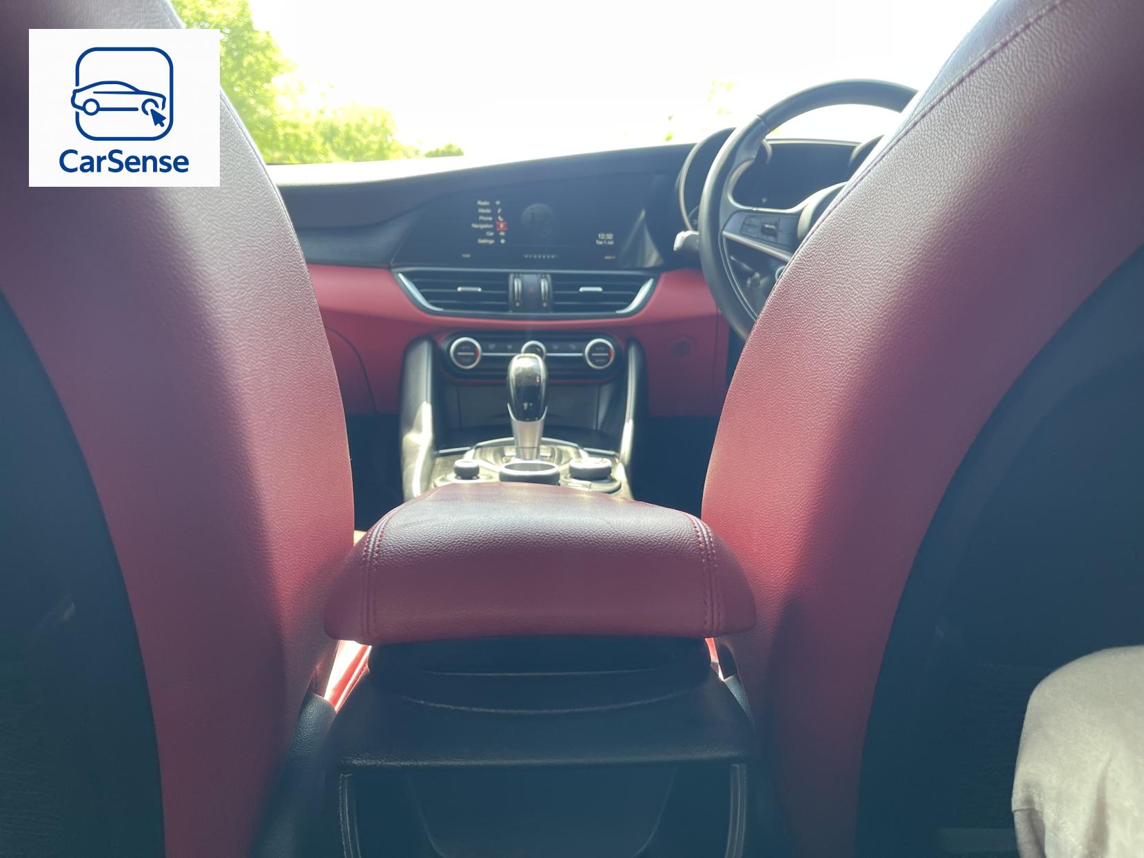 Alfa Romeo Giulia 2.0T Super Saloon 4dr Petrol Auto Euro 6 (s/s) (200 ps)