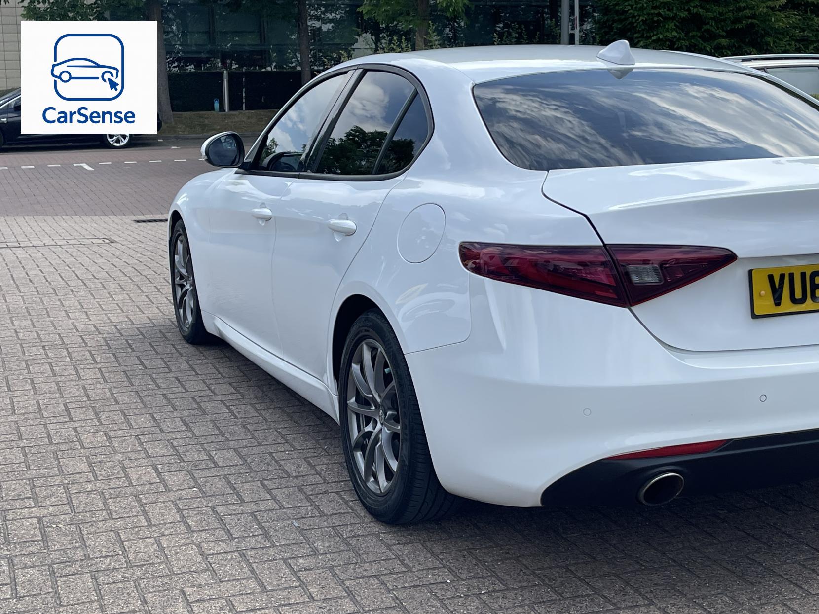 Alfa Romeo Giulia 2.0T Super Saloon 4dr Petrol Auto Euro 6 (s/s) (200 ps)