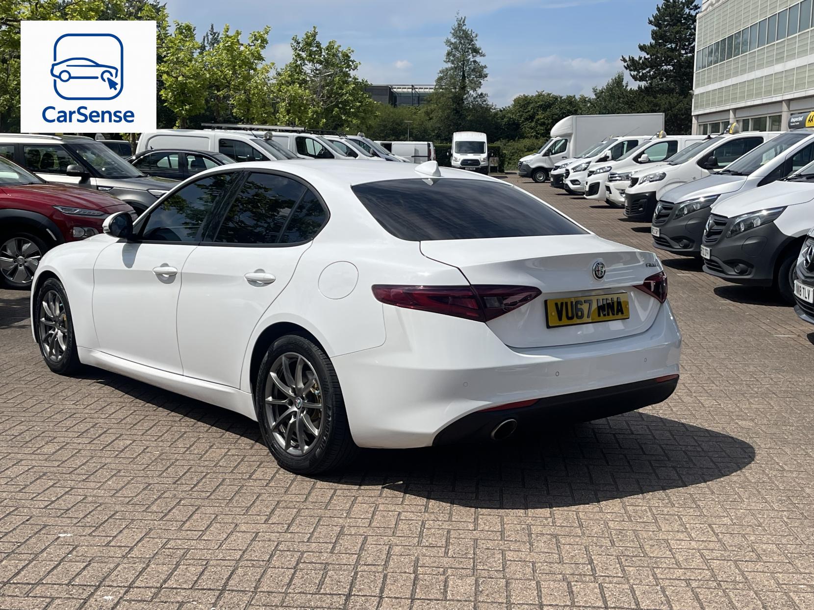 Alfa Romeo Giulia 2.0T Super Saloon 4dr Petrol Auto Euro 6 (s/s) (200 ps)