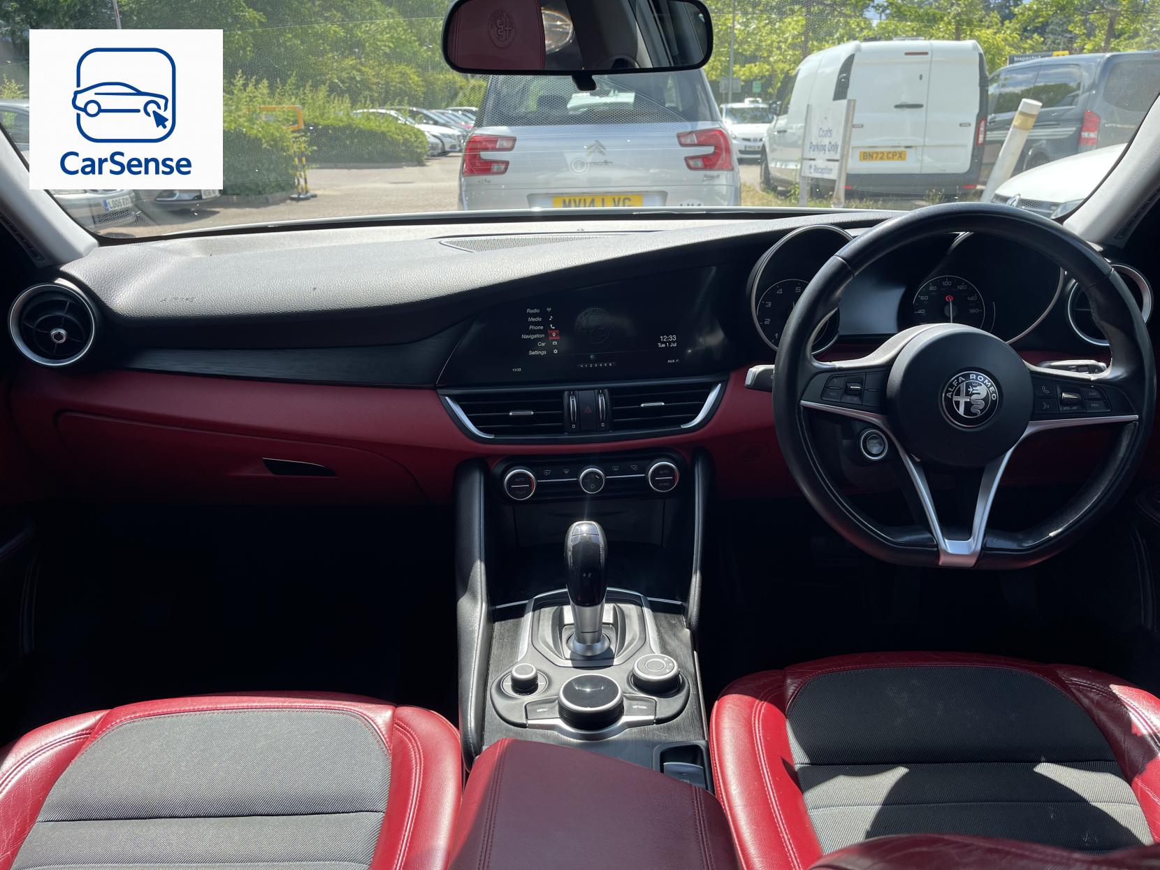 Alfa Romeo Giulia 2.0T Super Saloon 4dr Petrol Auto Euro 6 (s/s) (200 ps)
