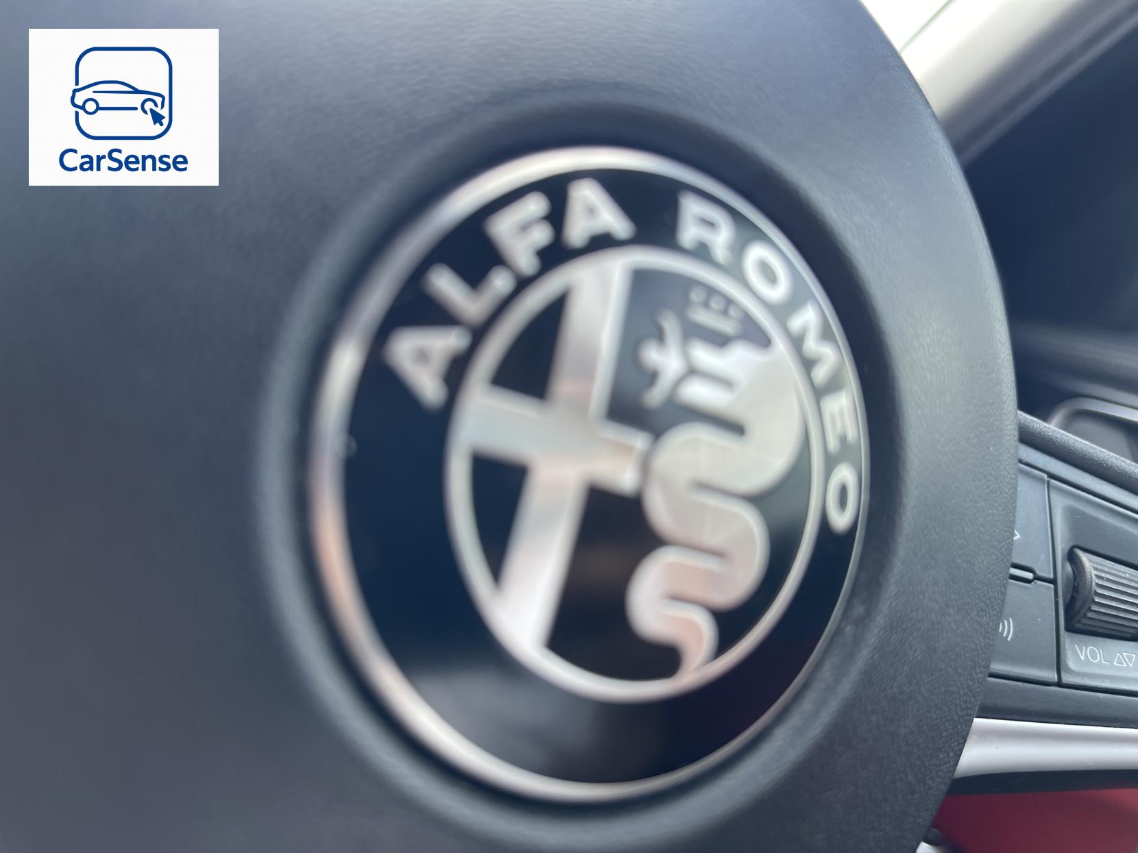 Alfa Romeo Giulia 2.0T Super Saloon 4dr Petrol Auto Euro 6 (s/s) (200 ps)