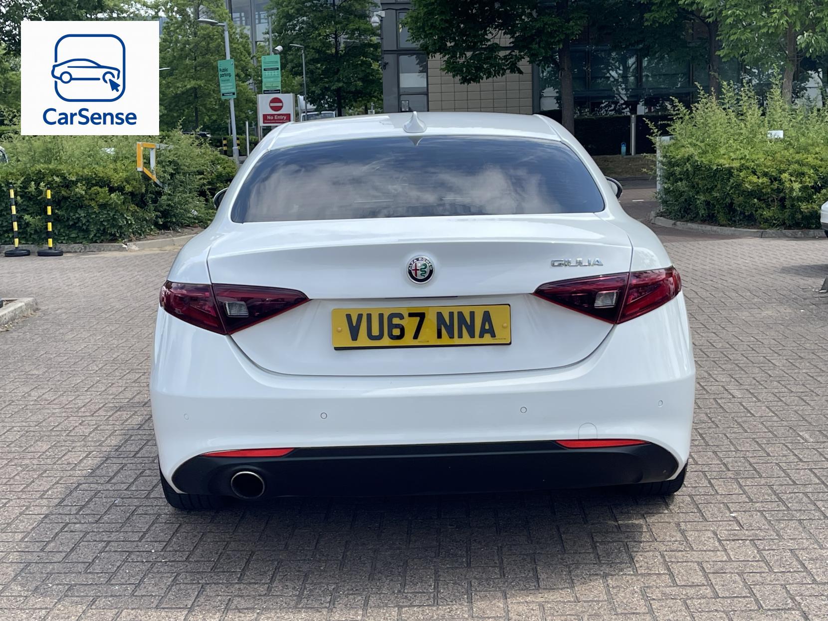 Alfa Romeo Giulia 2.0T Super Saloon 4dr Petrol Auto Euro 6 (s/s) (200 ps)