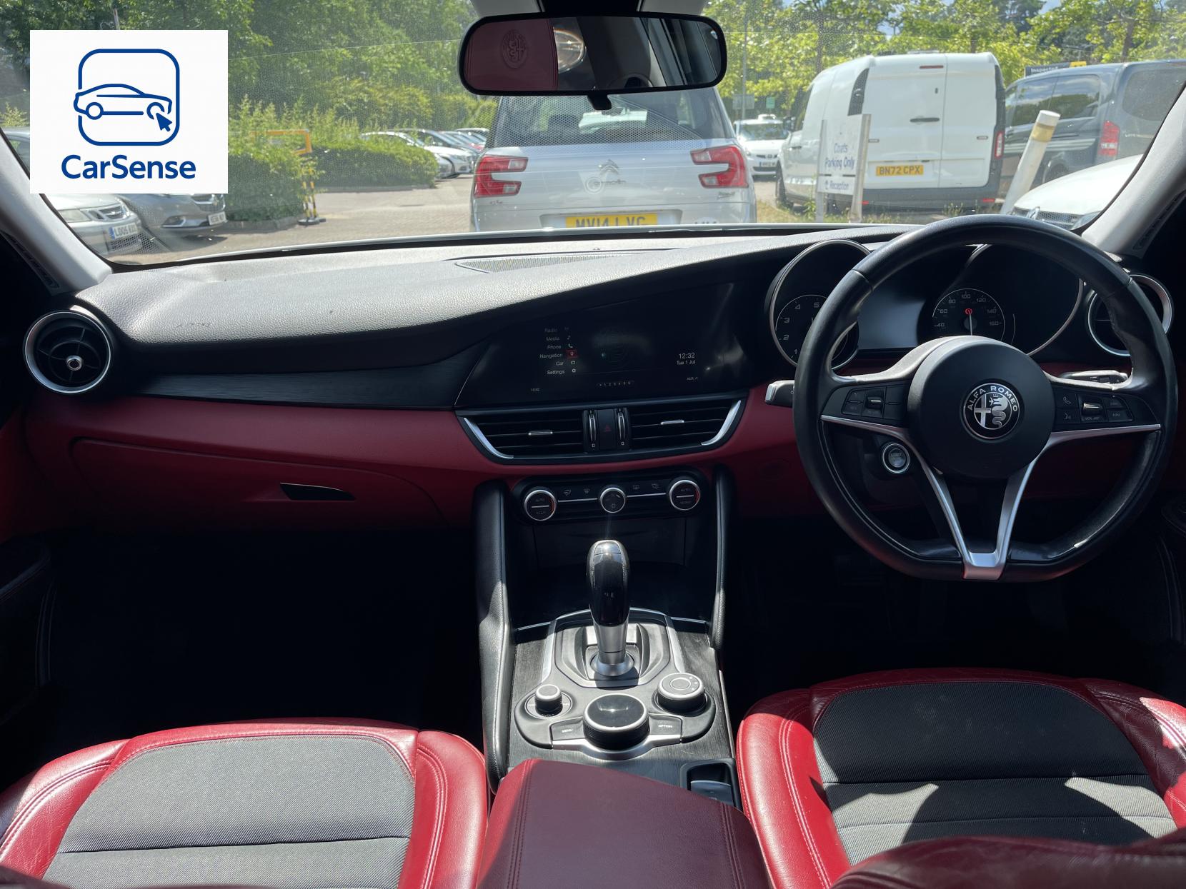 Alfa Romeo Giulia 2.0T Super Saloon 4dr Petrol Auto Euro 6 (s/s) (200 ps)