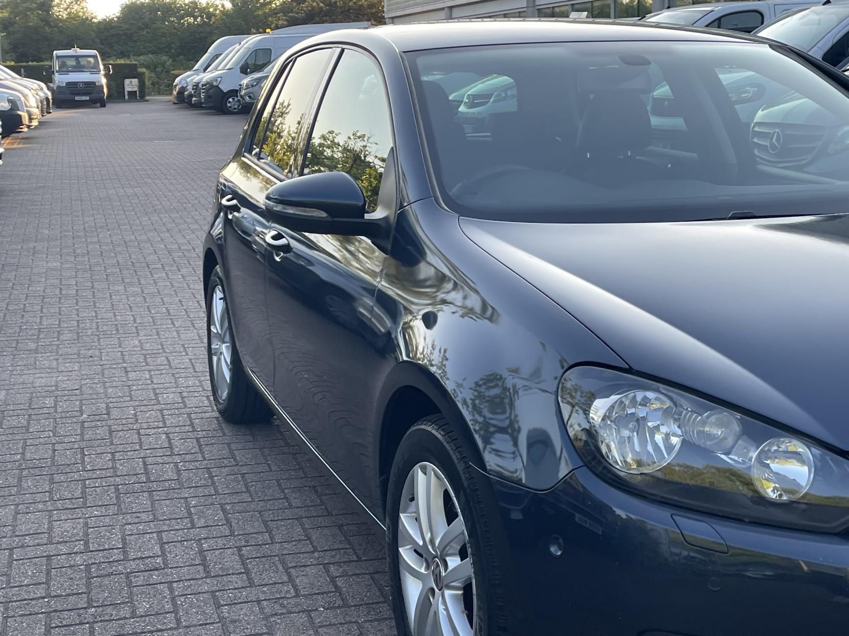 Volkswagen Golf 2.0 TDI GT (Leather) Hatchback 5dr Diesel Manual Euro 5 (140 ps)