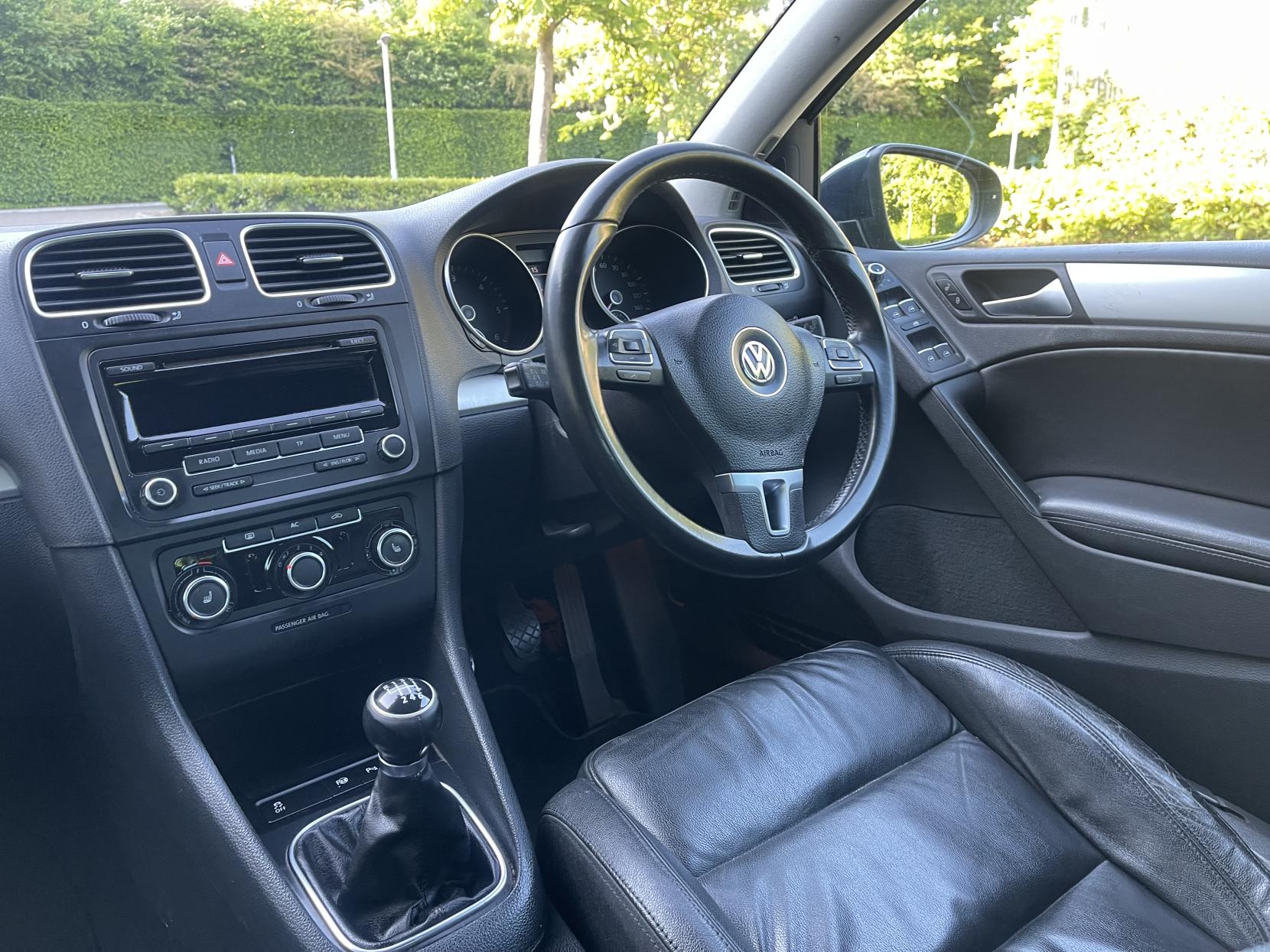 Volkswagen Golf 2.0 TDI GT (Leather) Hatchback 5dr Diesel Manual Euro 5 (140 ps)