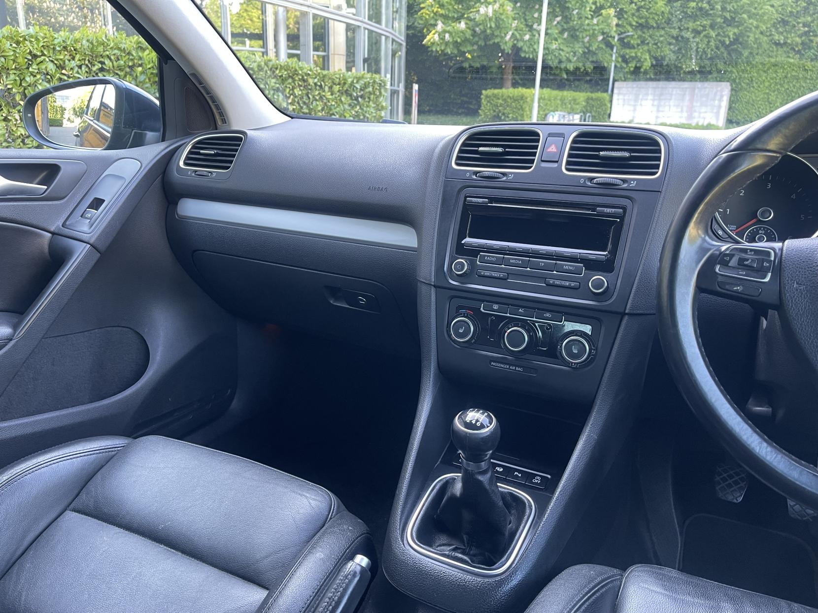 Volkswagen Golf 2.0 TDI GT (Leather) Hatchback 5dr Diesel Manual Euro 5 (140 ps)