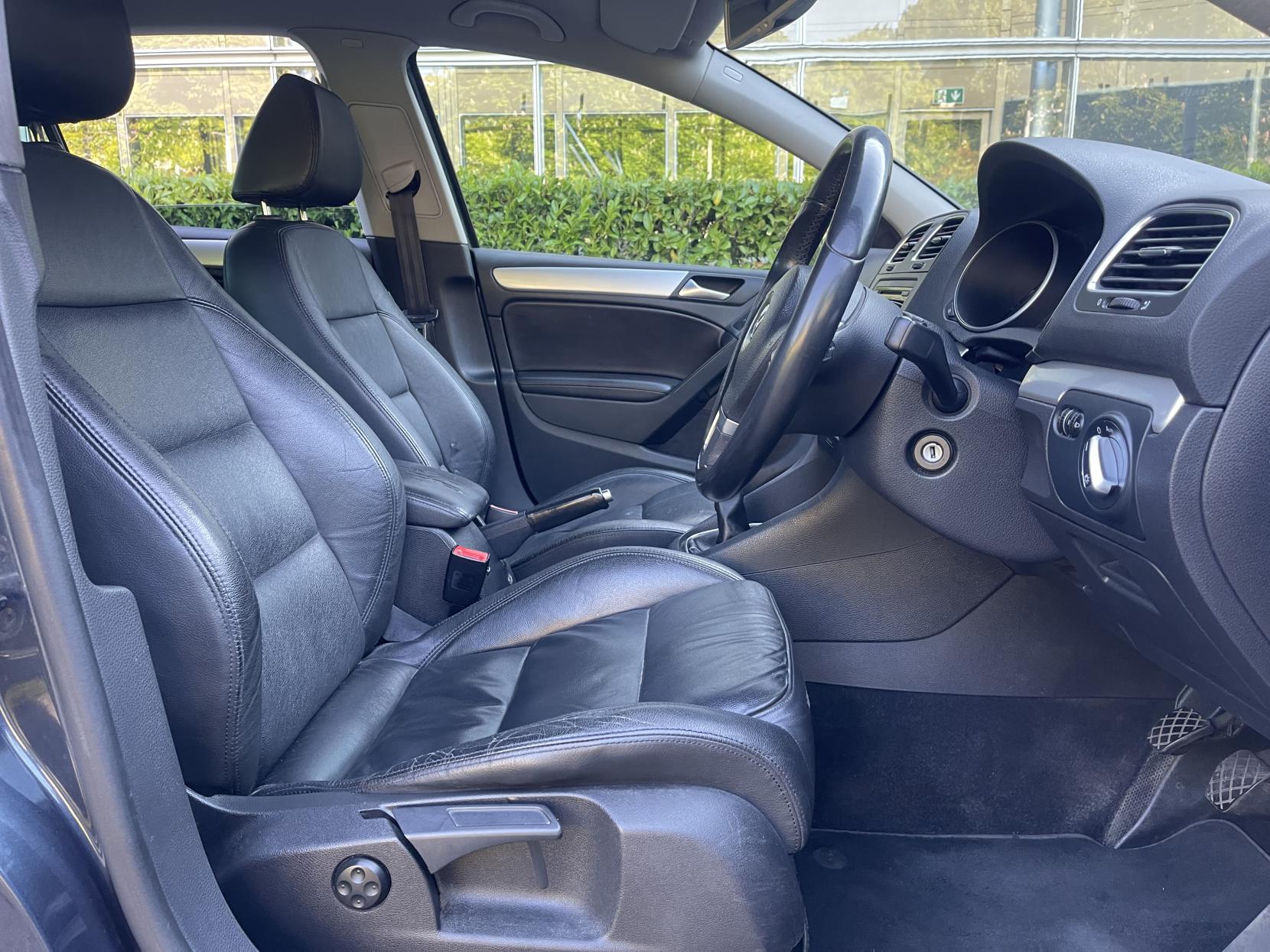 Volkswagen Golf 2.0 TDI GT (Leather) Hatchback 5dr Diesel Manual Euro 5 (140 ps)