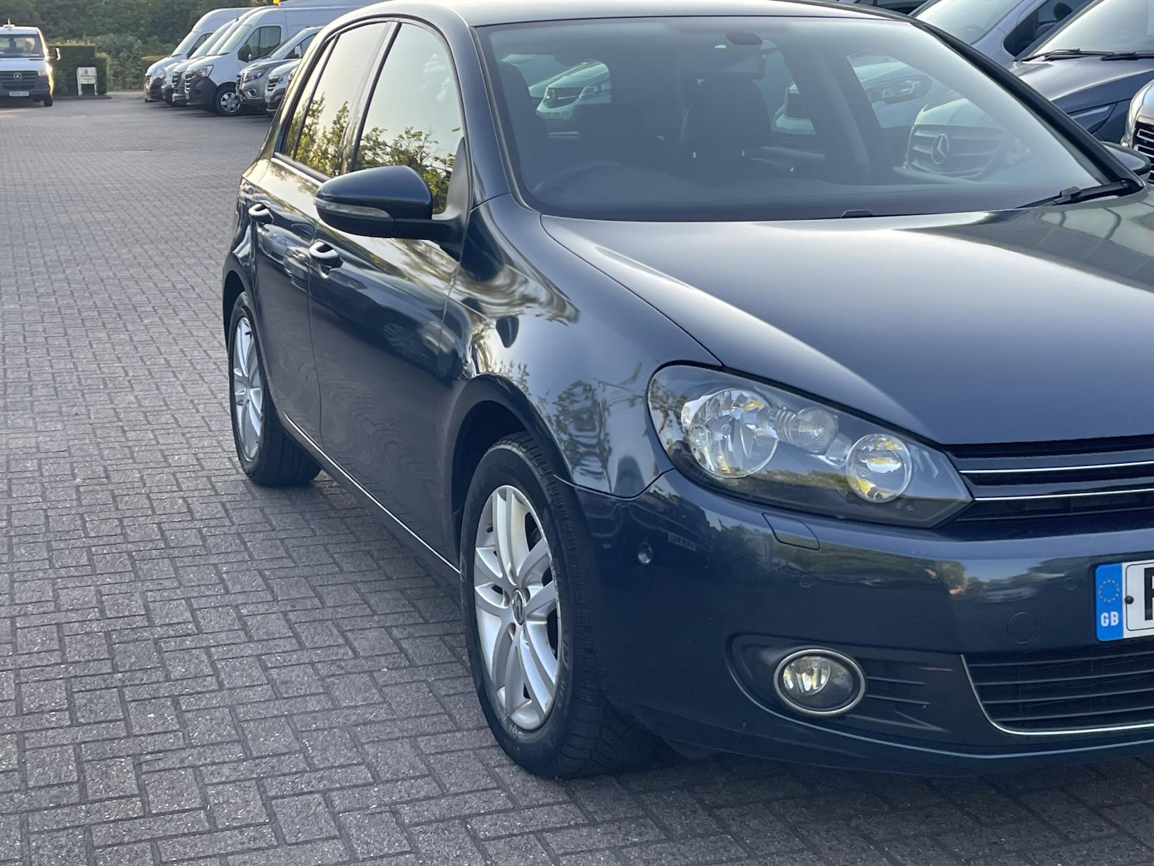 Volkswagen Golf 2.0 TDI GT (Leather) Hatchback 5dr Diesel Manual Euro 5 (140 ps)