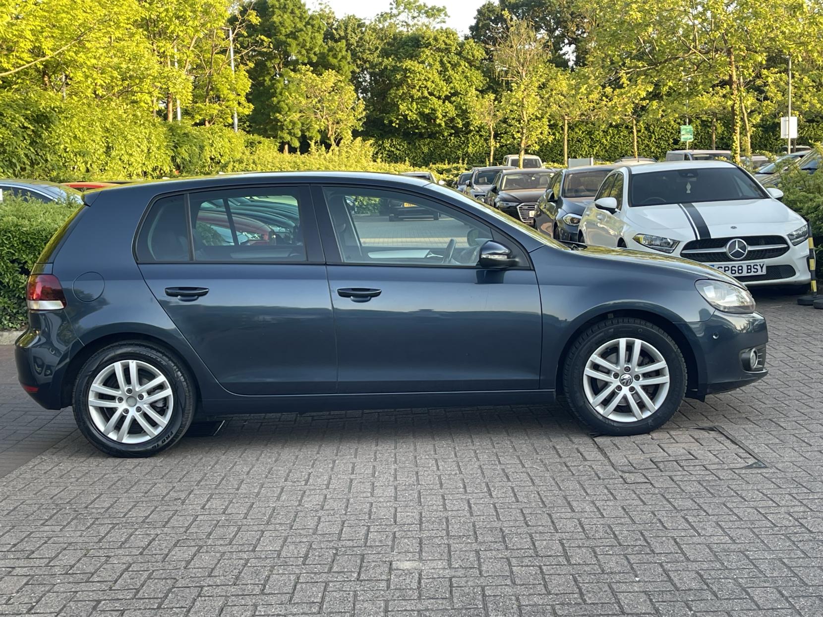 Volkswagen Golf 2.0 TDI GT (Leather) Hatchback 5dr Diesel Manual Euro 5 (140 ps)