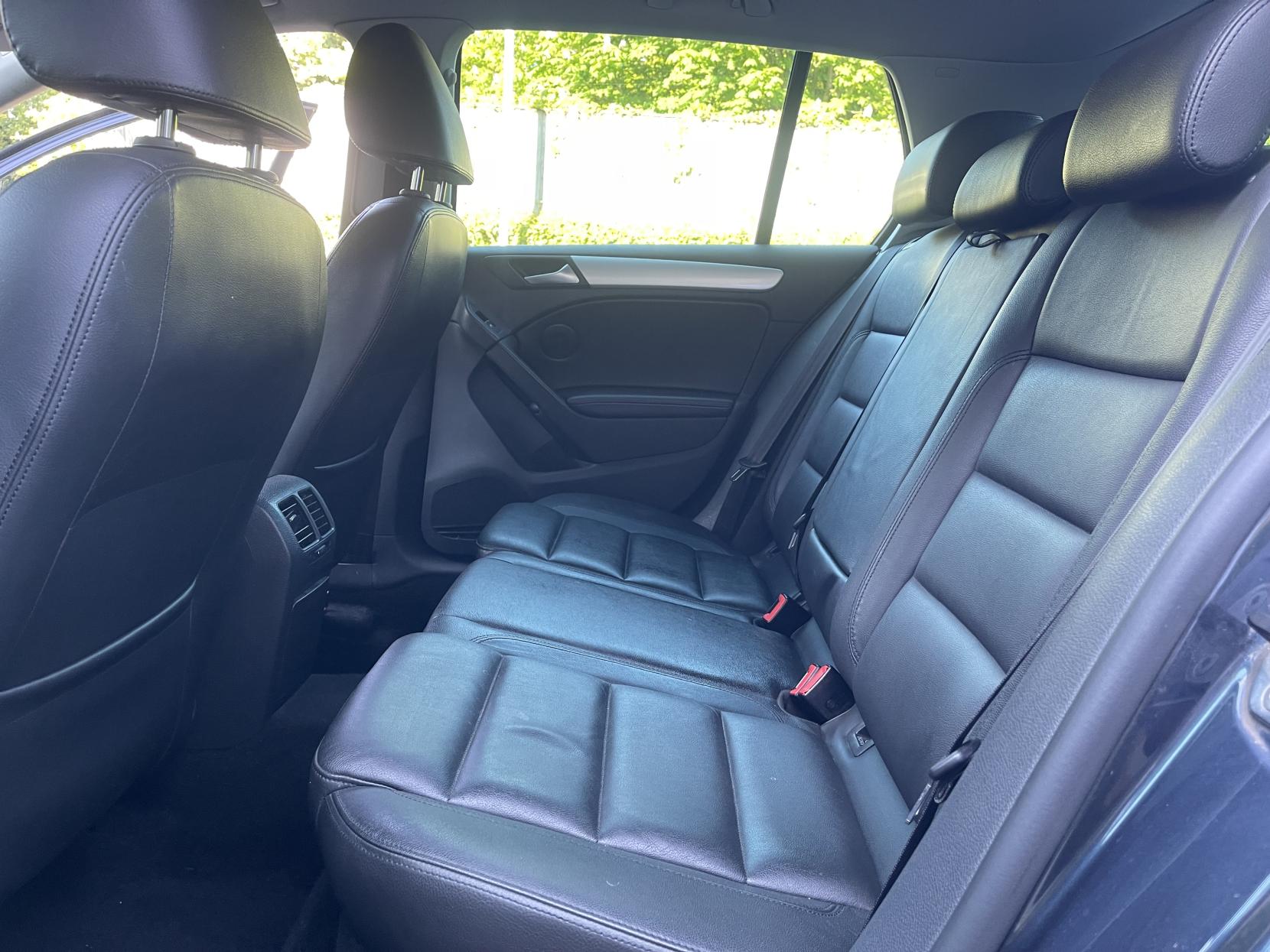 Volkswagen Golf 2.0 TDI GT (Leather) Hatchback 5dr Diesel Manual Euro 5 (140 ps)