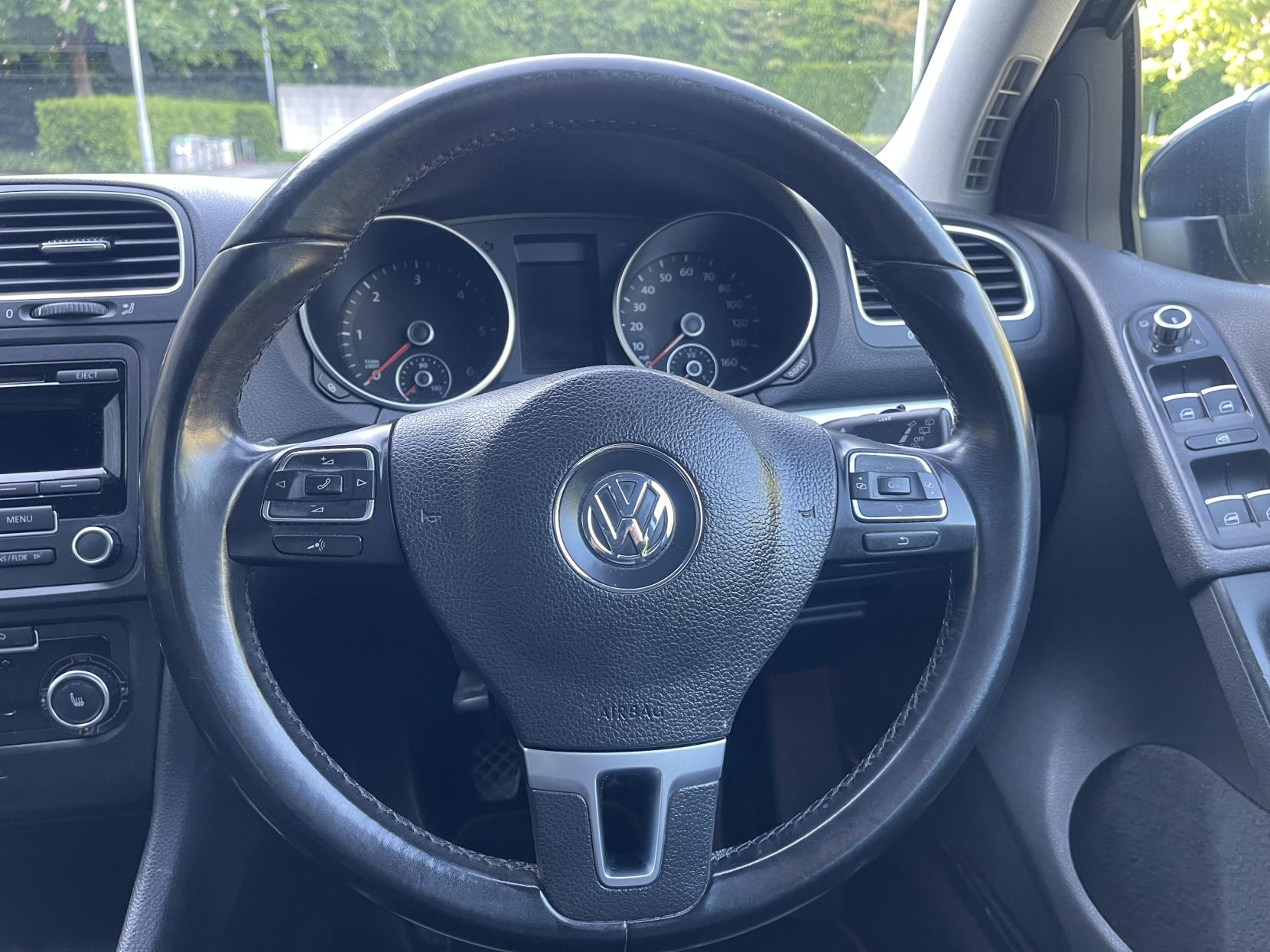 Volkswagen Golf 2.0 TDI GT (Leather) Hatchback 5dr Diesel Manual Euro 5 (140 ps)