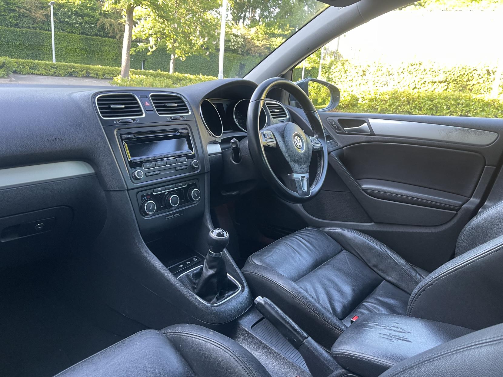 Volkswagen Golf 2.0 TDI GT (Leather) Hatchback 5dr Diesel Manual Euro 5 (140 ps)