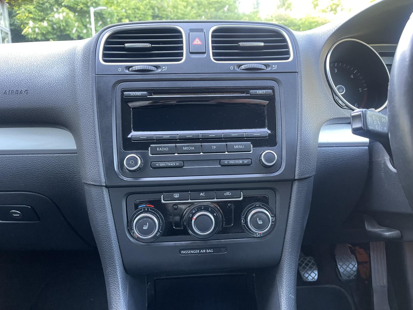 Volkswagen Golf 2.0 TDI GT (Leather) Hatchback 5dr Diesel Manual Euro 5 (140 ps)