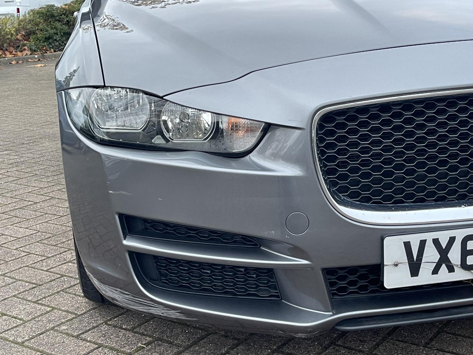 Jaguar XE 2.0d Prestige Saloon 4dr Diesel Auto Euro 6 (s/s) (180 ps)