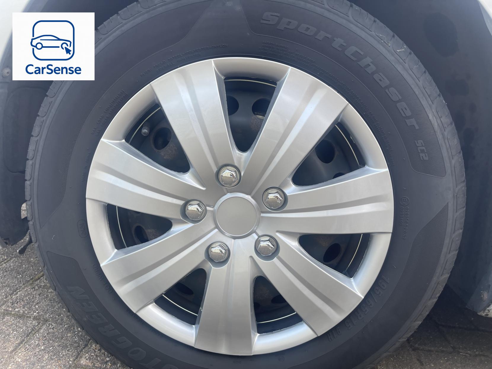 Volkswagen Golf 1.2 TSI BlueMotion Tech S Hatchback 5dr Petrol Manual Euro 5 (s/s) (85 ps)