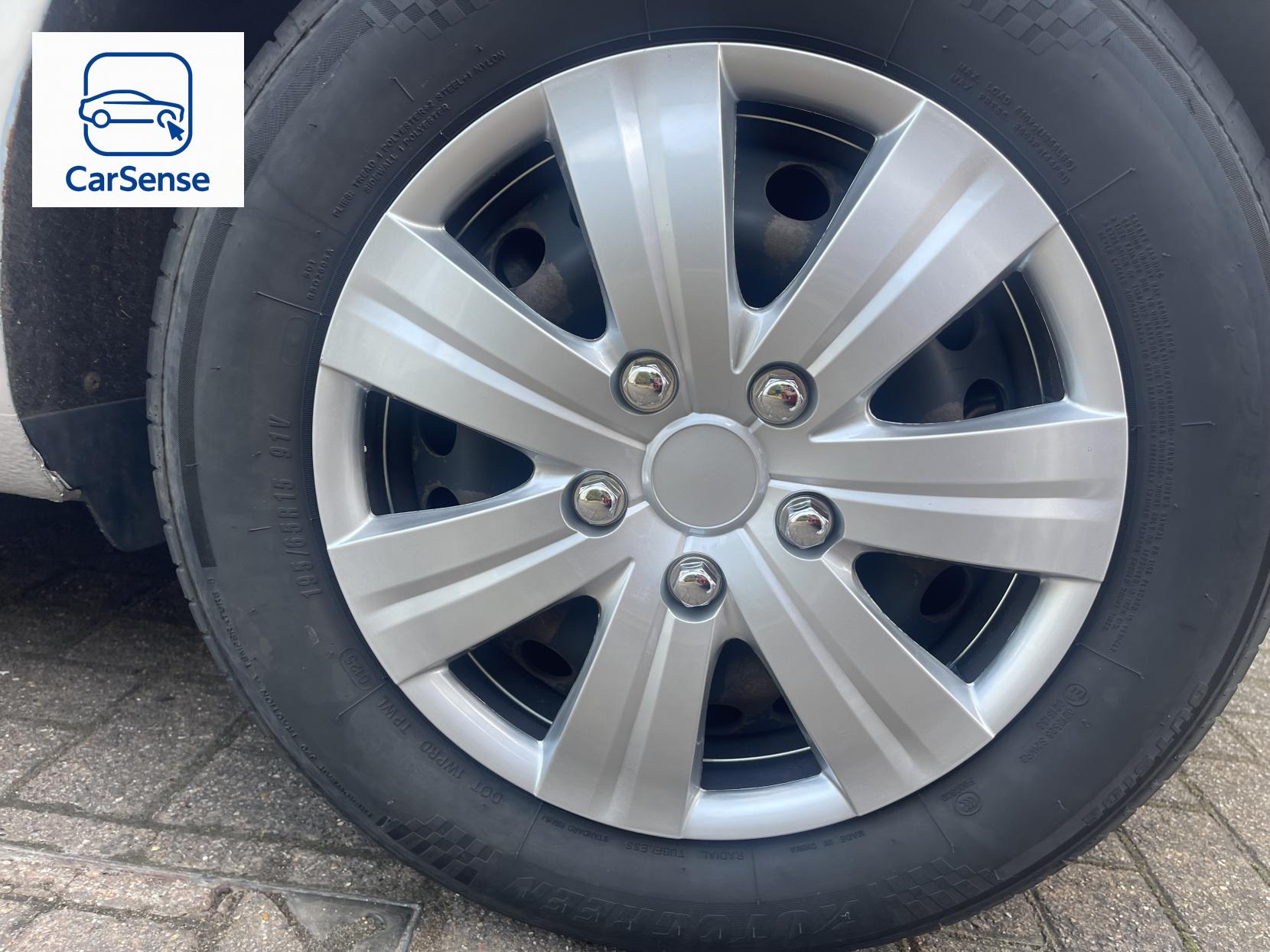 Volkswagen Golf 1.2 TSI BlueMotion Tech S Hatchback 5dr Petrol Manual Euro 5 (s/s) (85 ps)