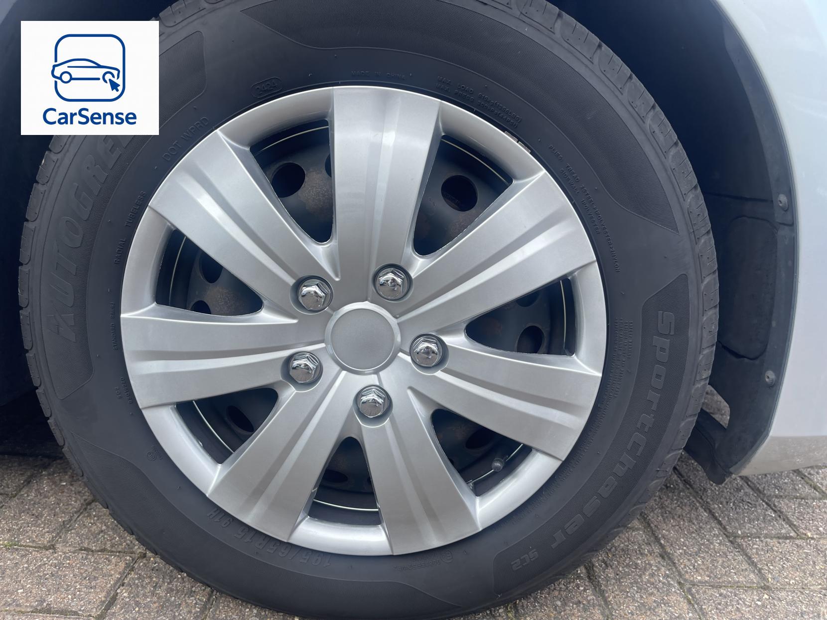 Volkswagen Golf 1.2 TSI BlueMotion Tech S Hatchback 5dr Petrol Manual Euro 5 (s/s) (85 ps)