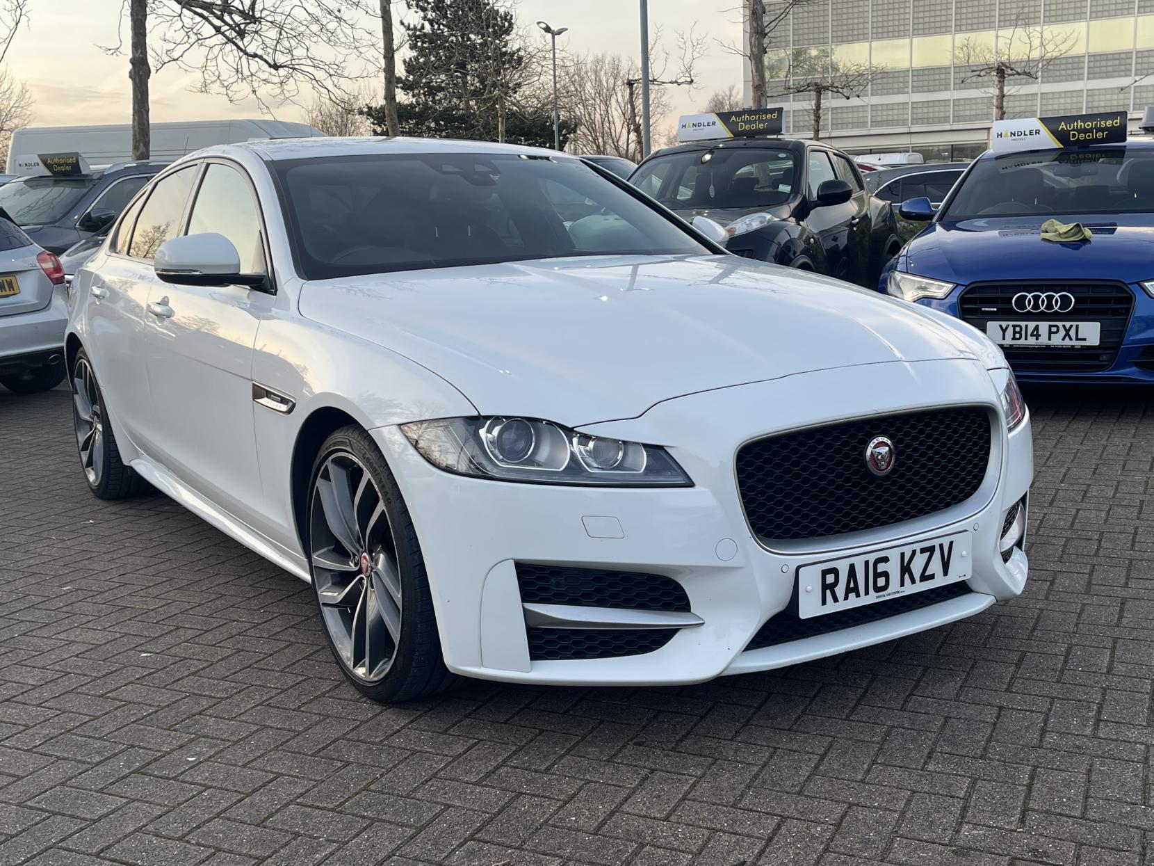 Jaguar XF 2.0d R-Sport Saloon 4dr Diesel Auto Euro 6 (s/s) (180 ps)