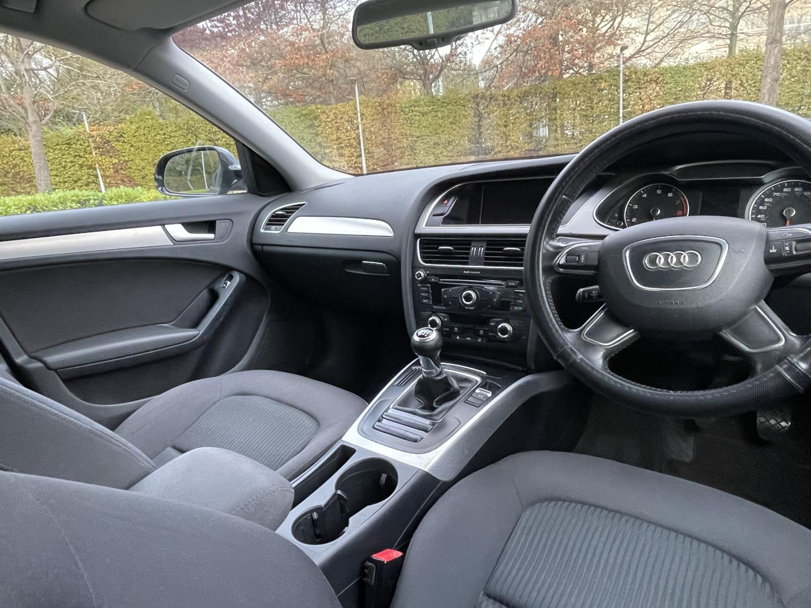 Audi A4 1.8 TFSI SE Saloon 4dr Petrol Manual Euro 5 (s/s) (120 ps)