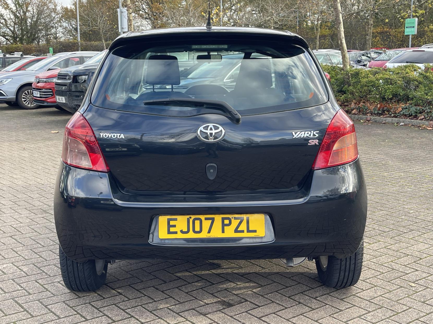 Toyota Yaris 1.3 SR Hatchback 5dr Petrol Multimode (136 g/km, 85 bhp)