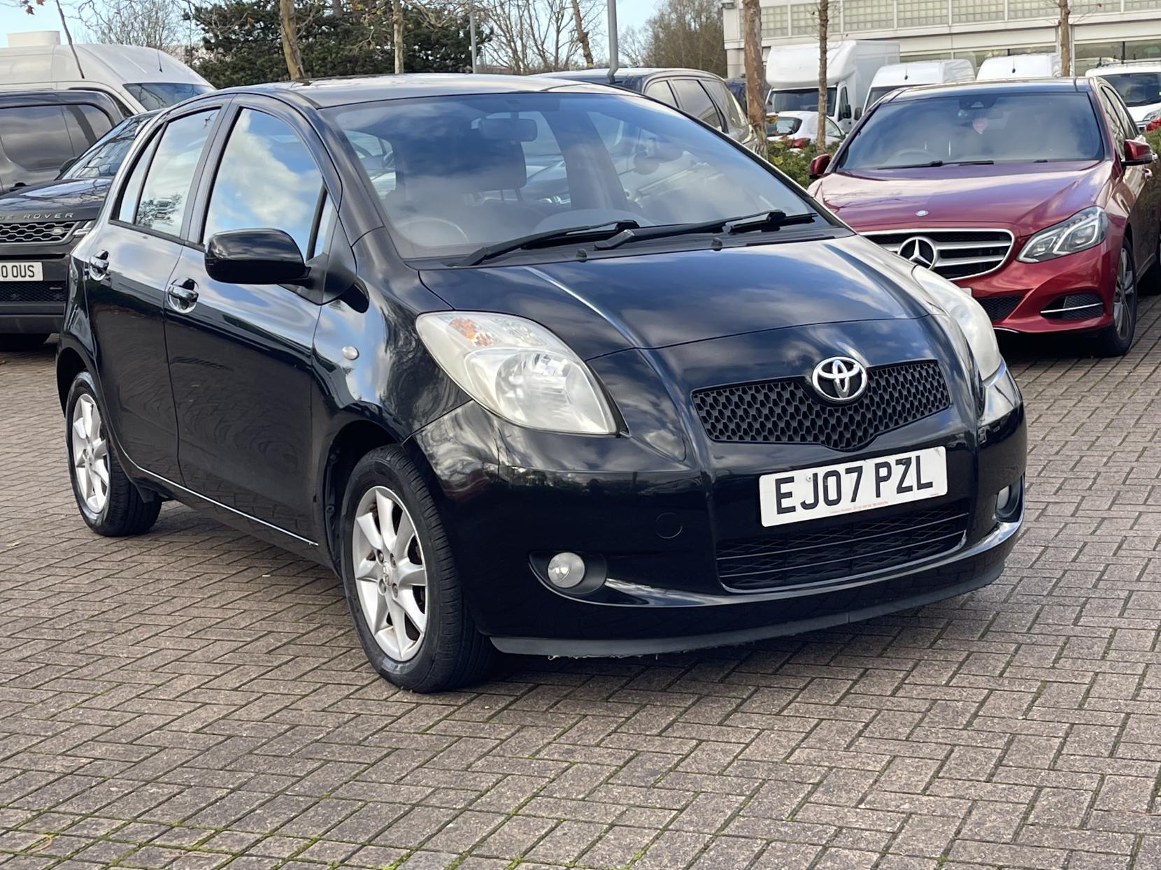 Toyota Yaris 1.3 SR Hatchback 5dr Petrol Multimode (136 g/km, 85 bhp)