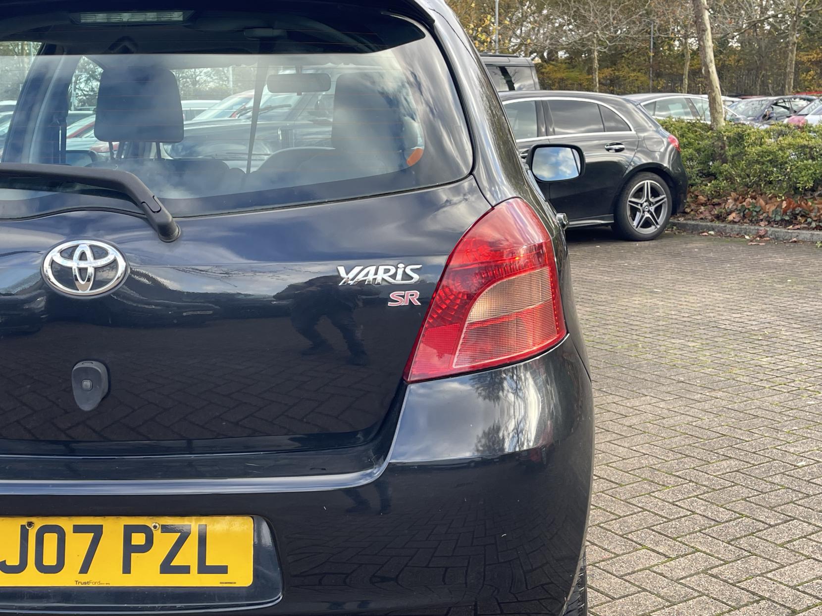 Toyota Yaris 1.3 SR Hatchback 5dr Petrol Multimode (136 g/km, 85 bhp)