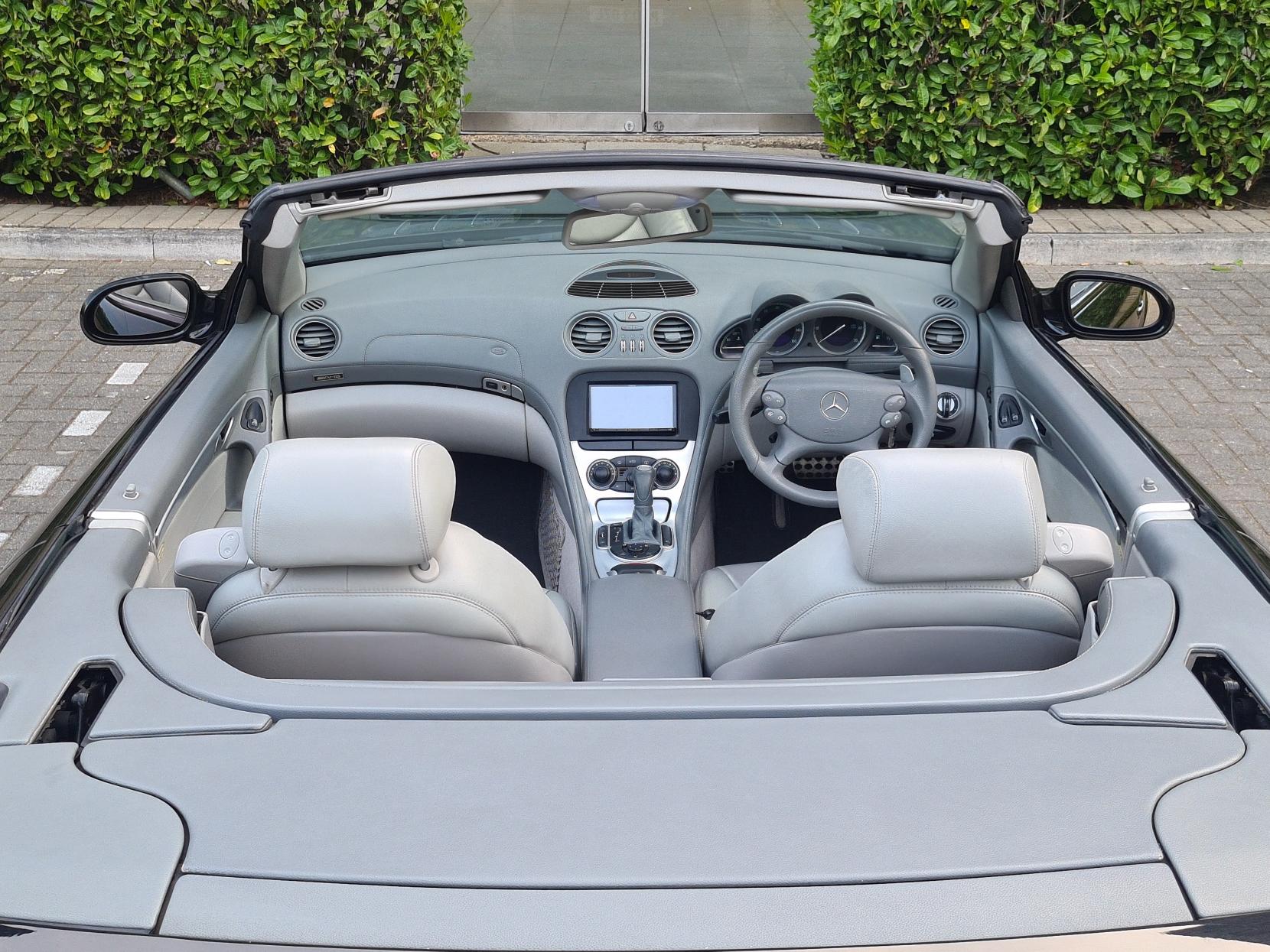 Mercedes-Benz SL 3.7 SL350 Convertible 2dr Petrol Automatic (281 g/km, 245 bhp)