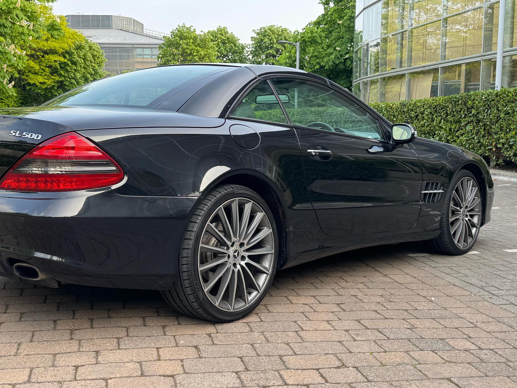 Mercedes-Benz SL 3.7 SL350 Convertible 2dr Petrol Automatic (281 g/km, 245 bhp)